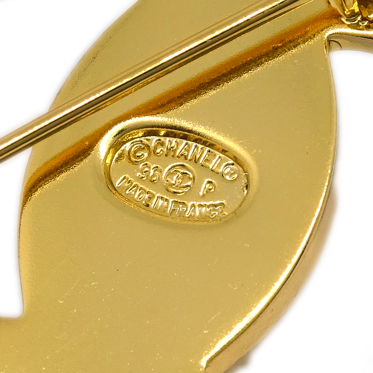 Chanel Turnlock Brooch Pin Gold Large 96P