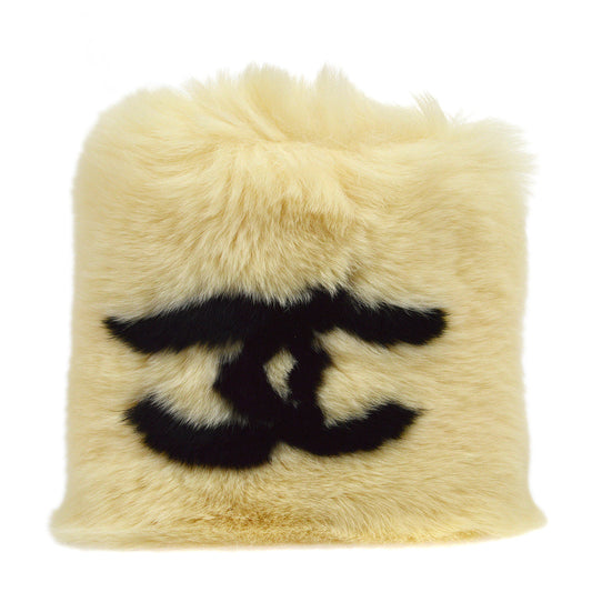 Luxury Chanel 2001 Fur Bracelet Wristband White