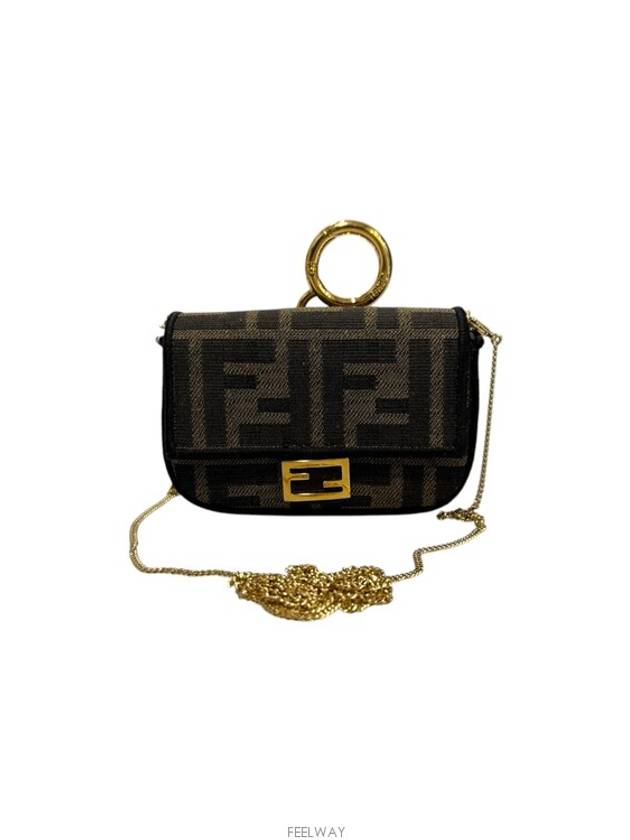 Luxury Fendi Clover Baguette Nano Charm Cross Bag 7AR844
