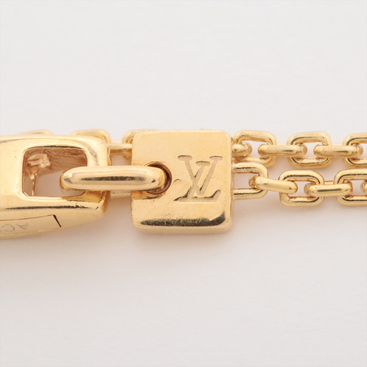 Louis Vuitton 750 (YG) 5.6g