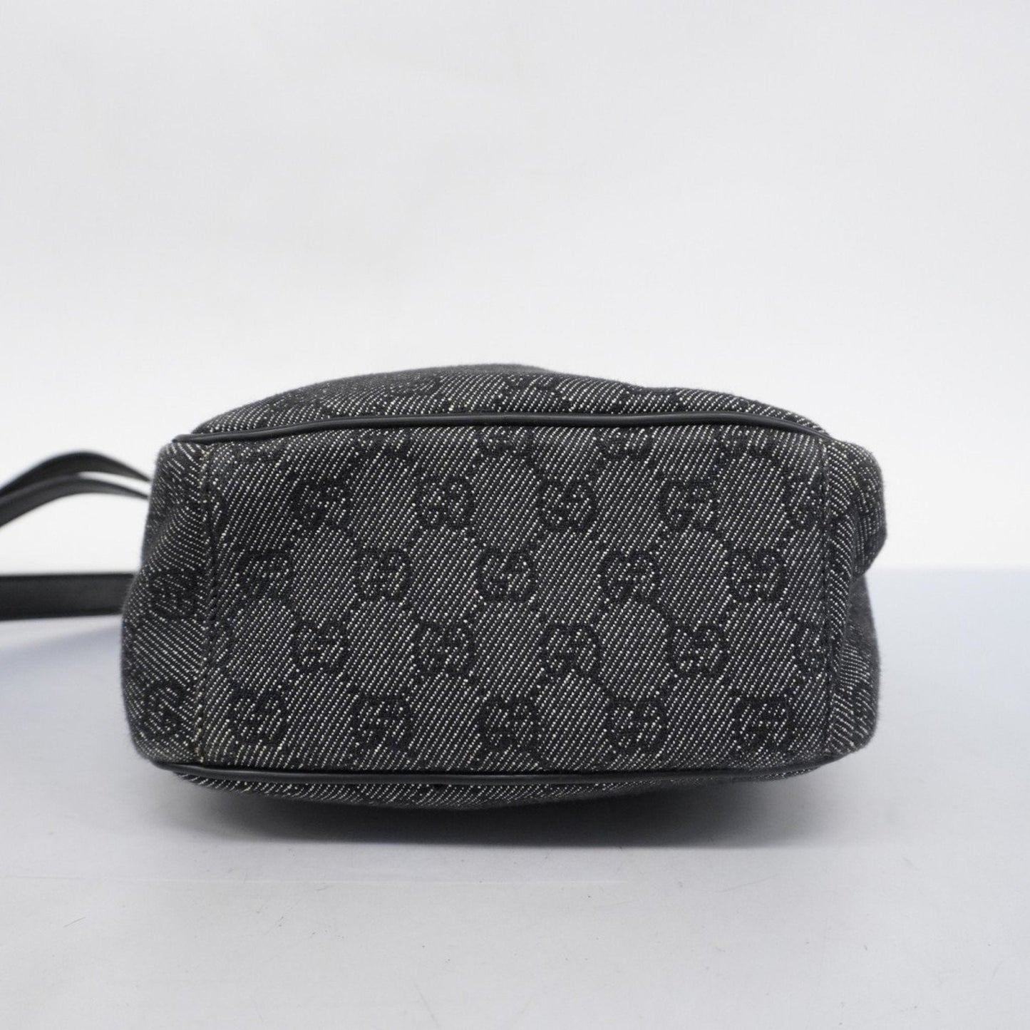 Gucci  Canvas Shoulder Bag