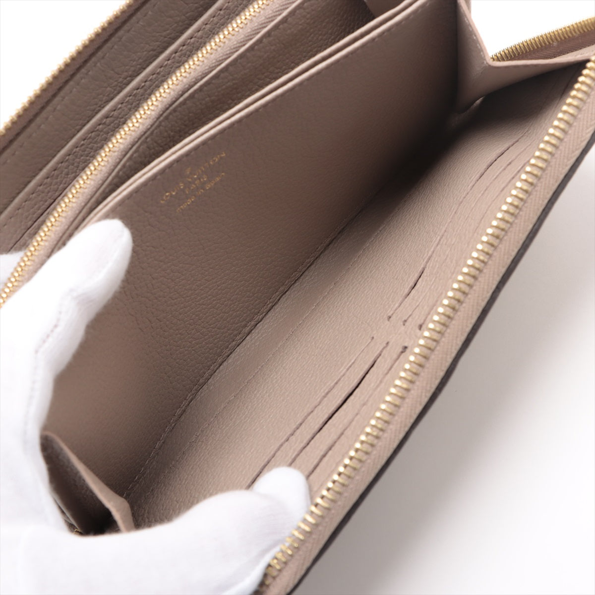 Louis Vuitton Monogram Amplant  Wallet M69034 Tour Trail Round Zip Wallet