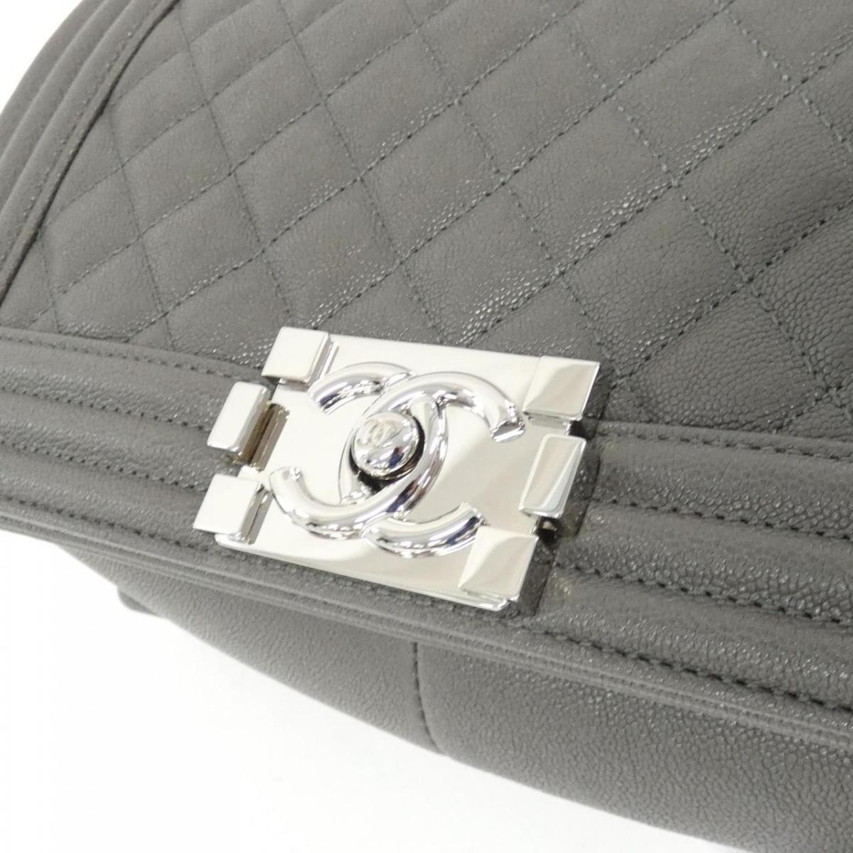 Chanel Boy Chanel Line 67086 Shoulder Bag