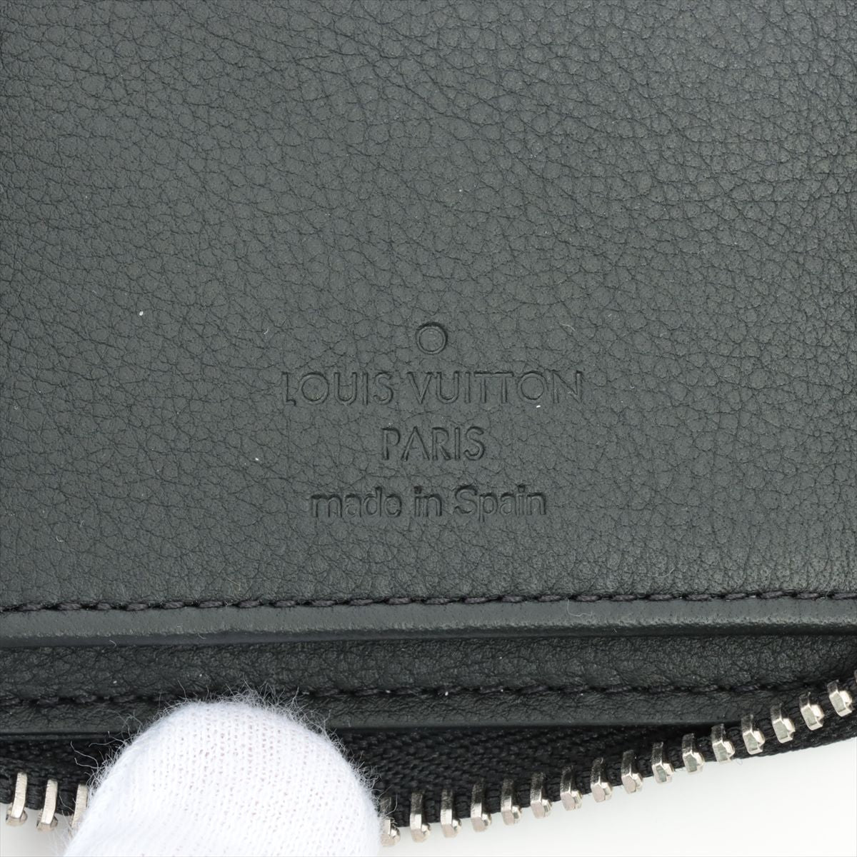 Louis Vuitton  Zippie Wallet Vertical M58412 Noneir Round Zip Wallet