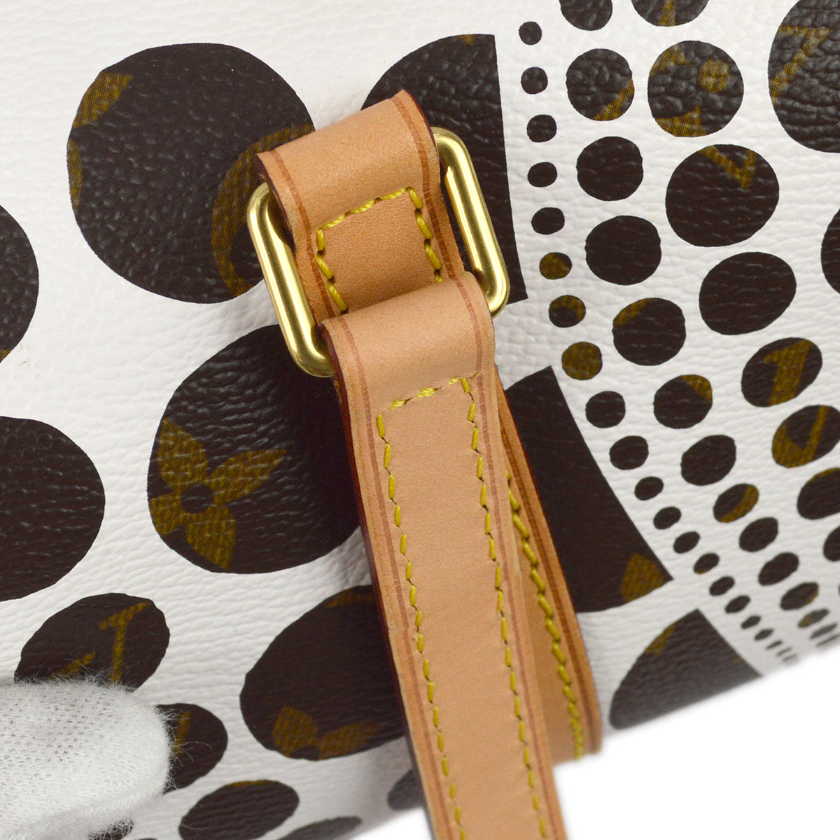 Louis Vuitton 2012 White Pumpkin Dot Papillon Handbag M40687