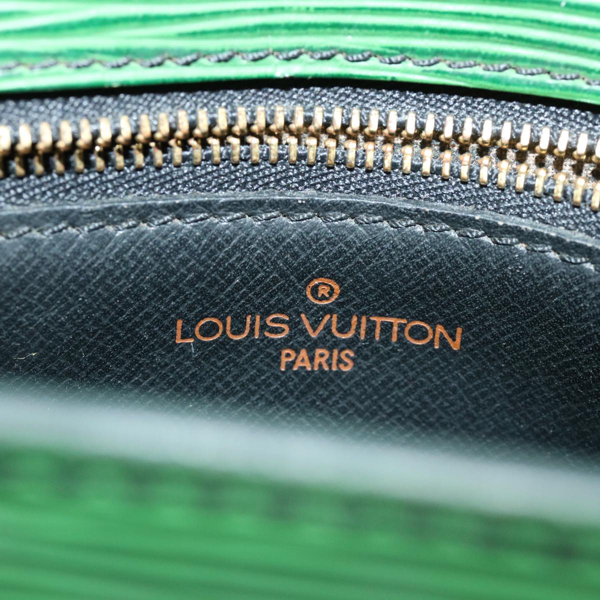 LOUIS VUITTON Epi Saint Cloud GM Shoulder Bag Green M52194 LV ep081