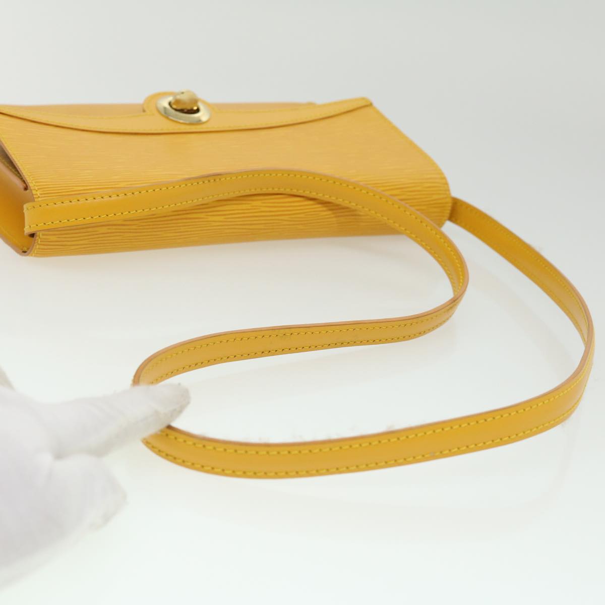 LOUIS VUITTON Epi Arsch Shoulder Bag Yellow M52579 LV ep097