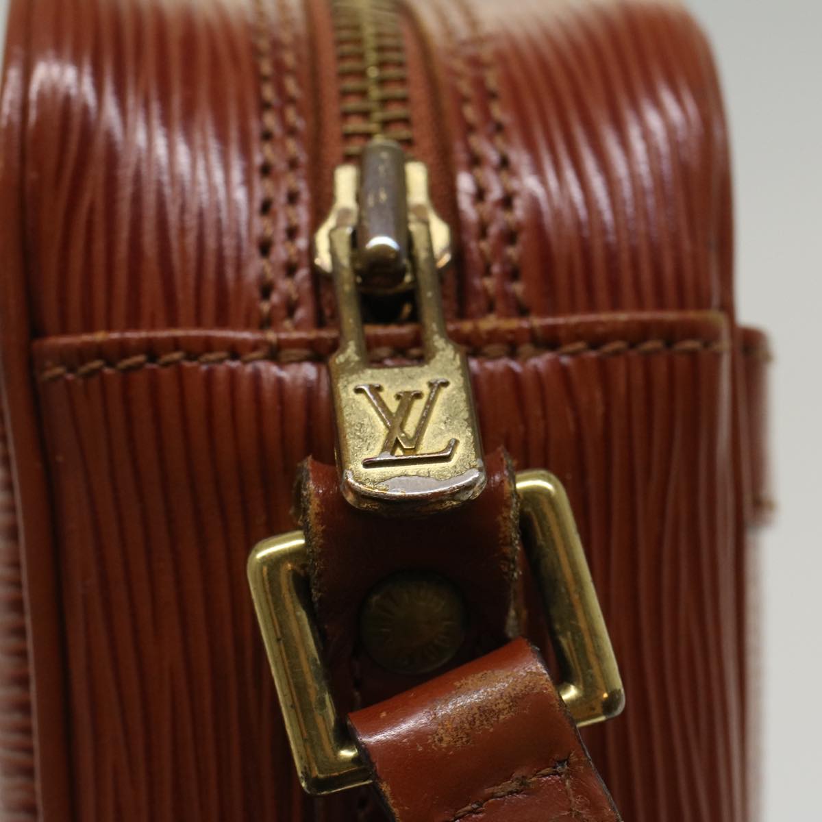 LOUIS VUITTON Epi Trocadero 27 Shoulder Bag Brown M52313 LV ep1274