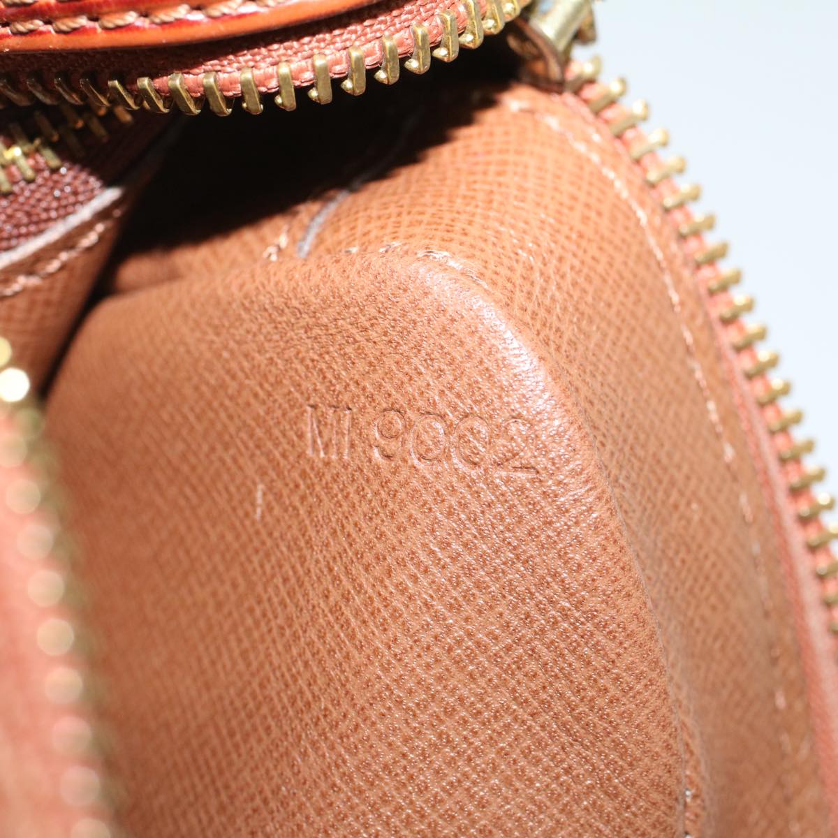 LOUIS VUITTON Epi Trocadero 27 Shoulder Bag Brown M52313 LV ep1274