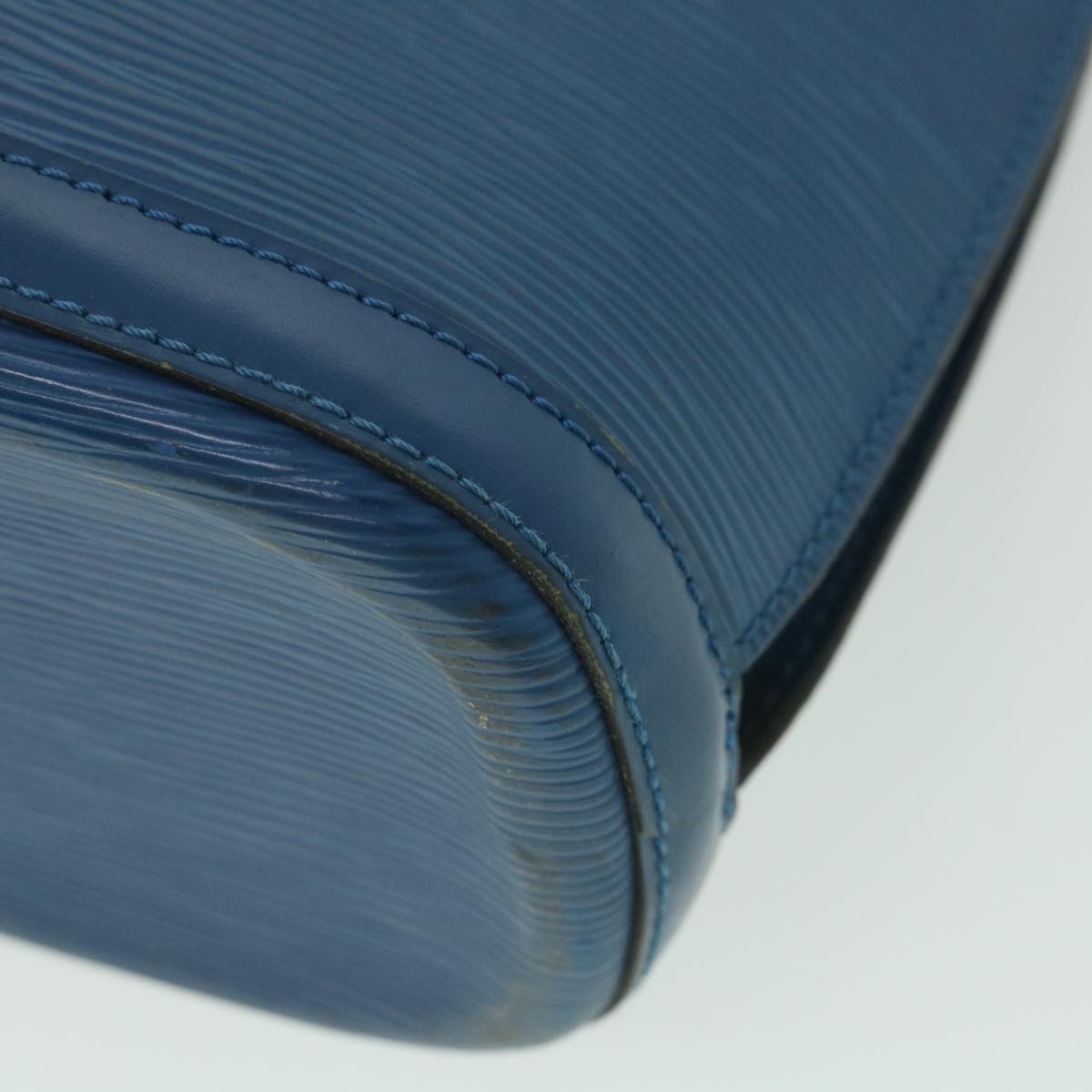 LOUIS VUITTON Epi Lussac Shoulder Bag Blue M52285 LV ep1934