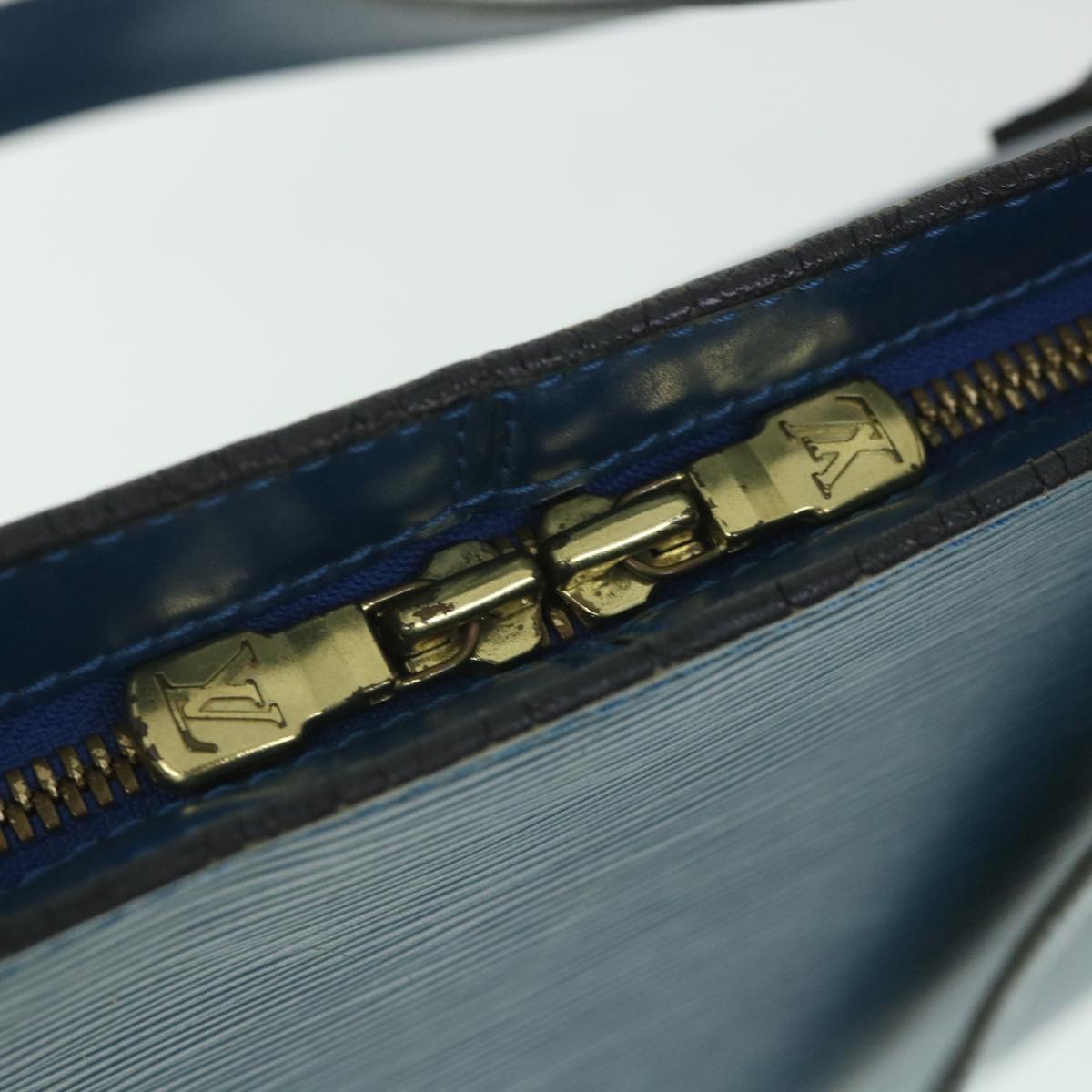 LOUIS VUITTON Epi Lussac Shoulder Bag Blue M52285 LV ep1934