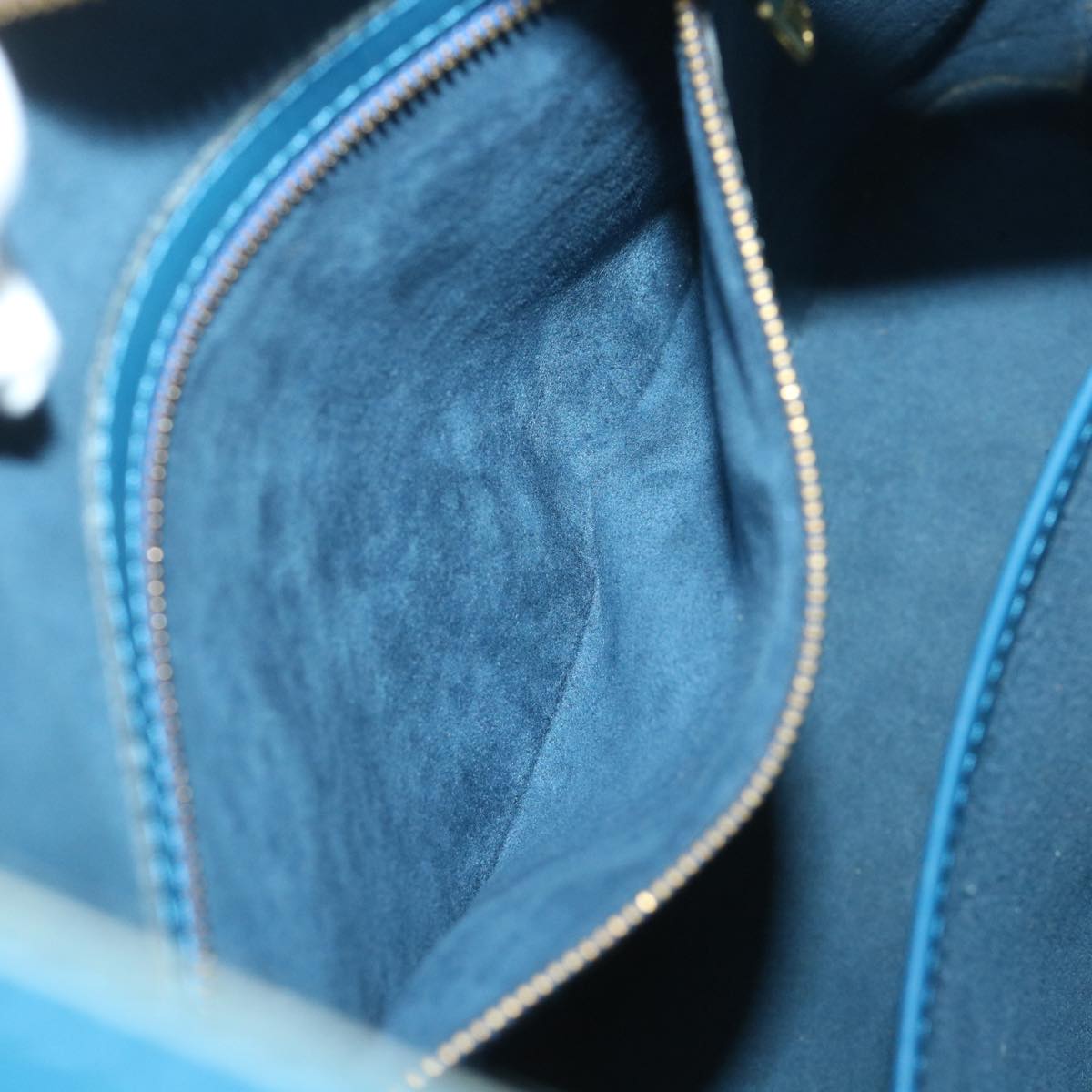 LOUIS VUITTON Epi Lussac Shoulder Bag Blue M52285 LV ep1934