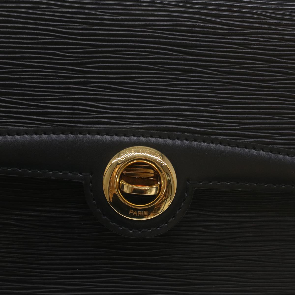 LOUIS VUITTON Epi Pochette Arche Shoulder Bag Black Noir M52572 LV ep2011