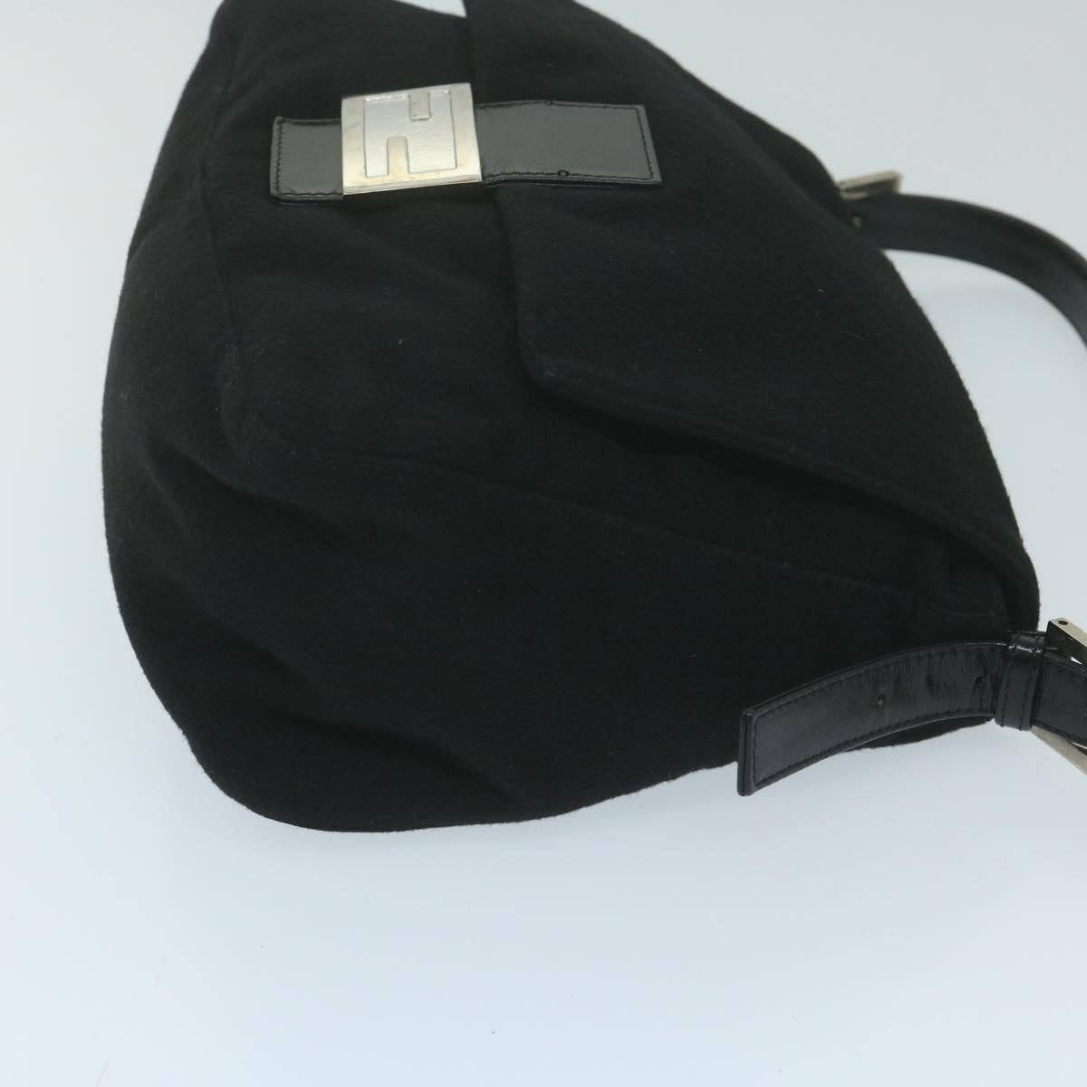 Luxury FendiMamma Baguette Shoulder Bag Felt Black 2348 26325 099ep2866