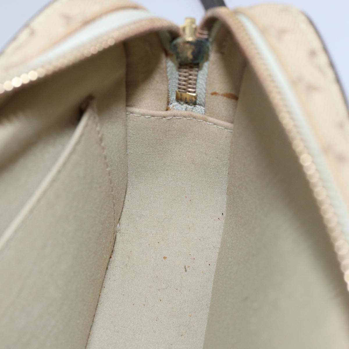 LOUIS VUITTON Monogram Mini Juliet MM Shoulder Bag Khaki M92218 LV ep4369