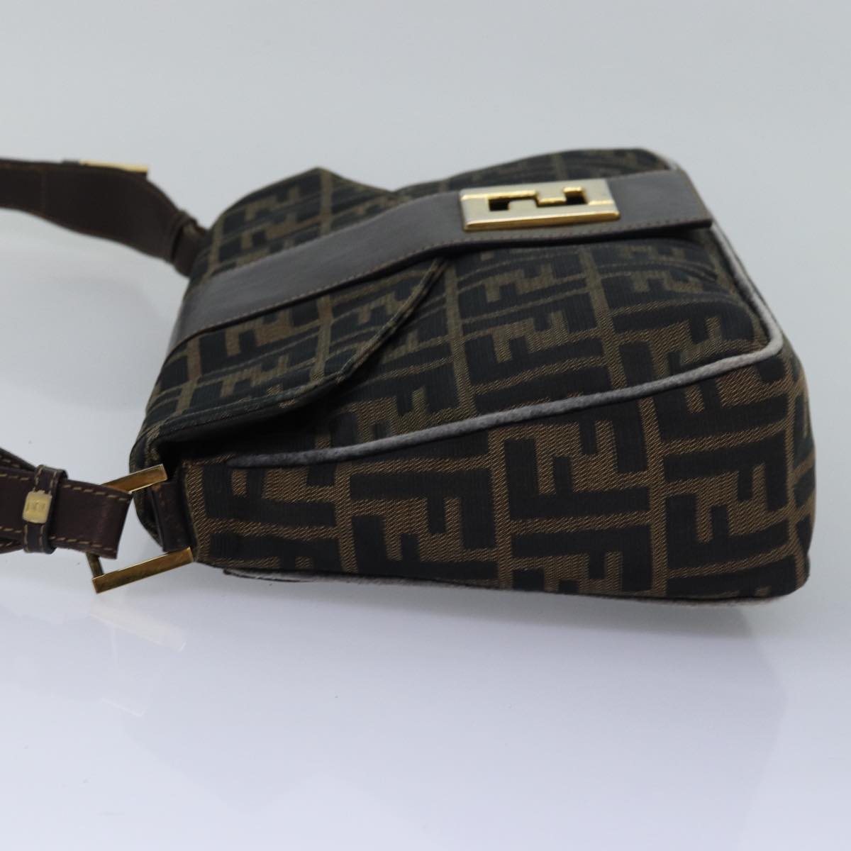 Luxury Fendi Zucca Canvas Shoulder Bag Black Brownep4502
