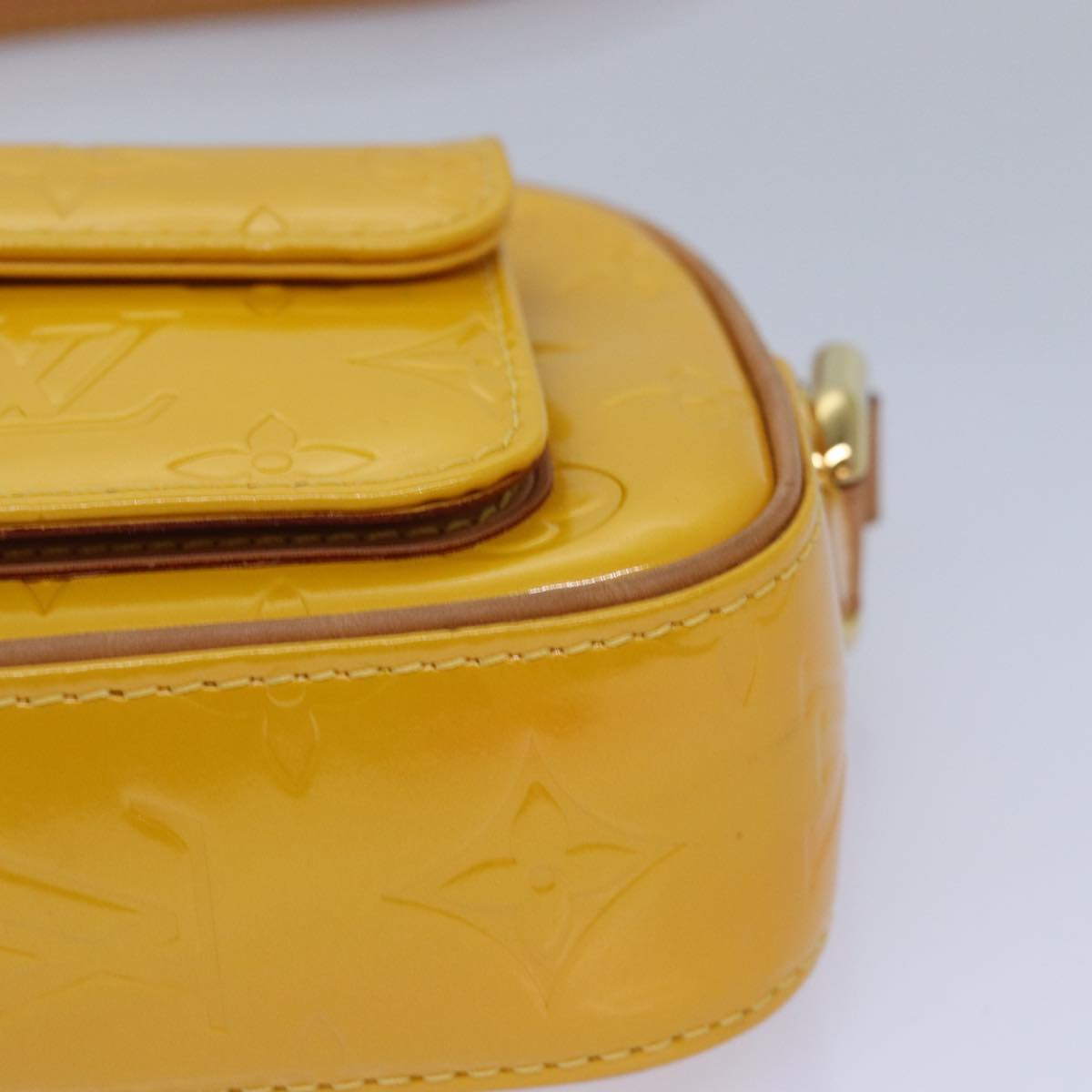 LOUIS VUITTON Monogram Vernis Christy MM Shoulder Bag Jaune M91108 ep4829