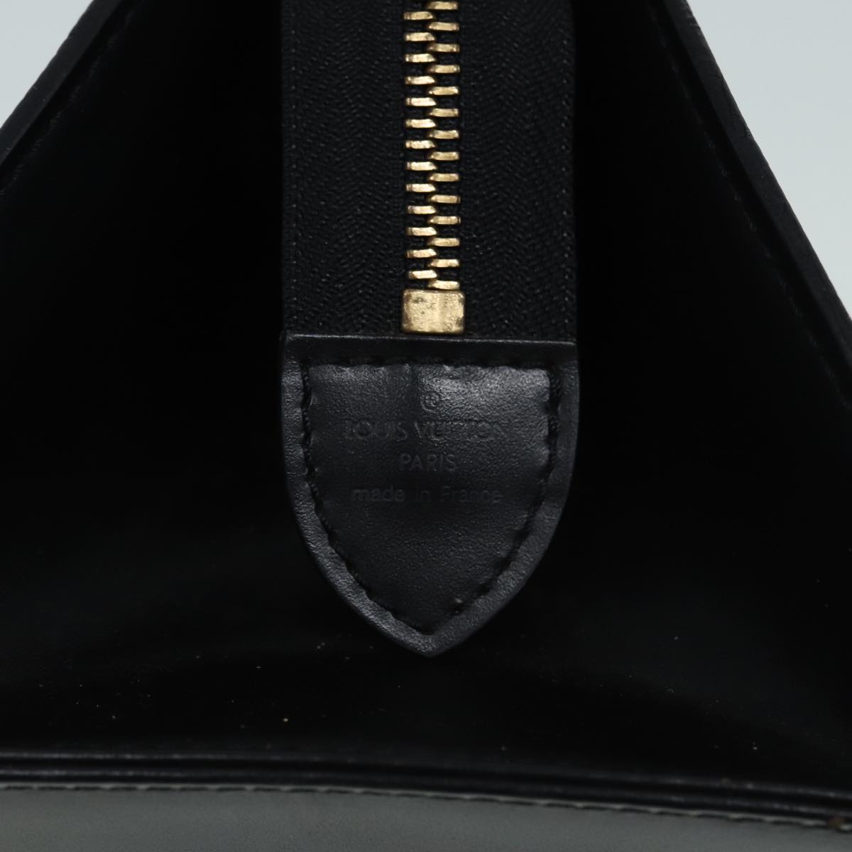 LOUIS VUITTON Epi Sac Triangle Hand Bag Black M52092 LV ep4945