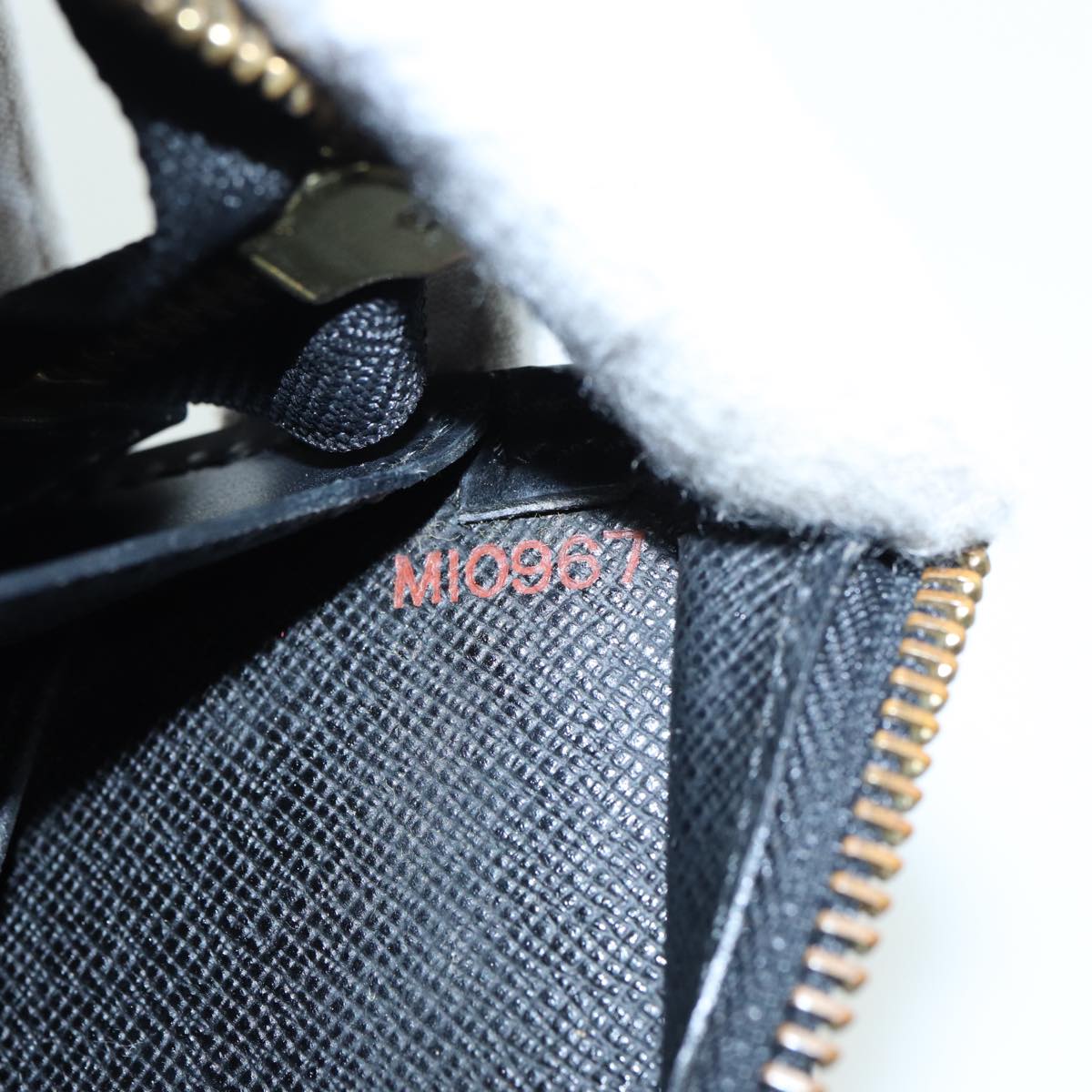 LOUIS VUITTON Epi Sac Triangle Hand Bag Black M52092 LV ep4945