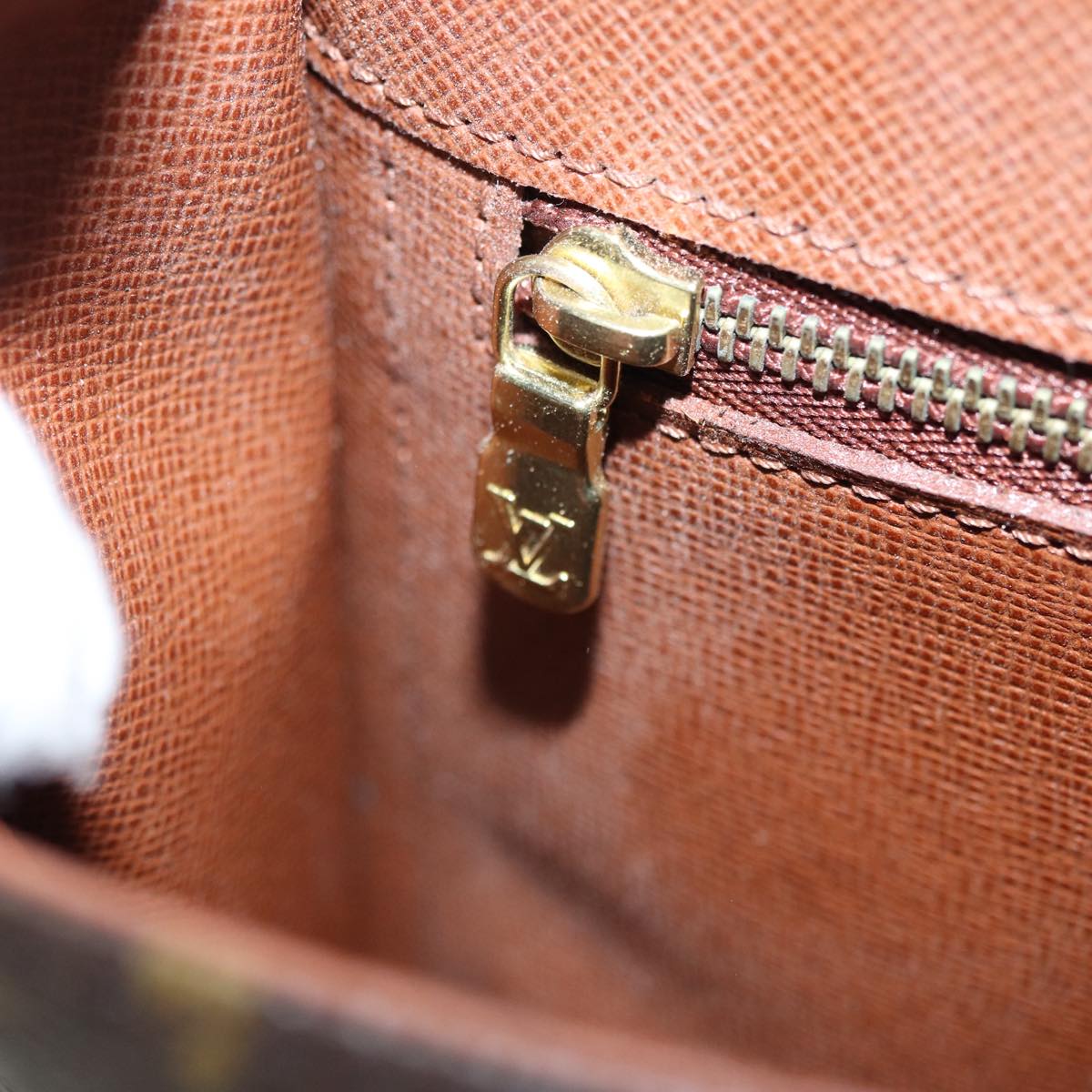 LOUIS VUITTON Monogram Saint Cloud GM Shoulder Bag M51242 LV ep5215