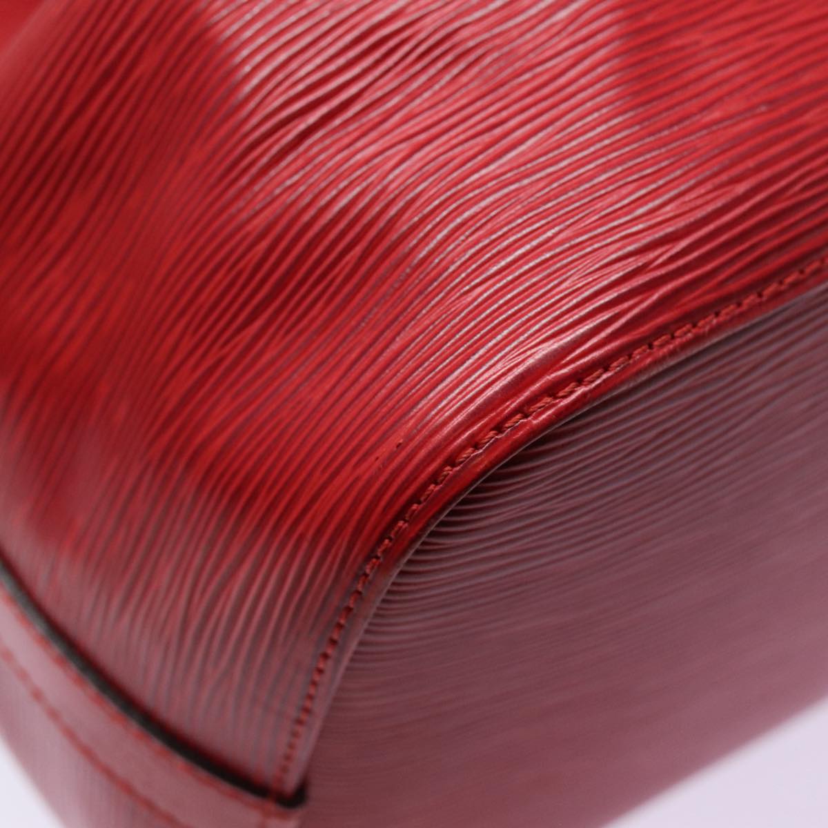 LOUIS VUITTON Epi Petit Noe Shoulder Bag Red M44107 LV ep5550