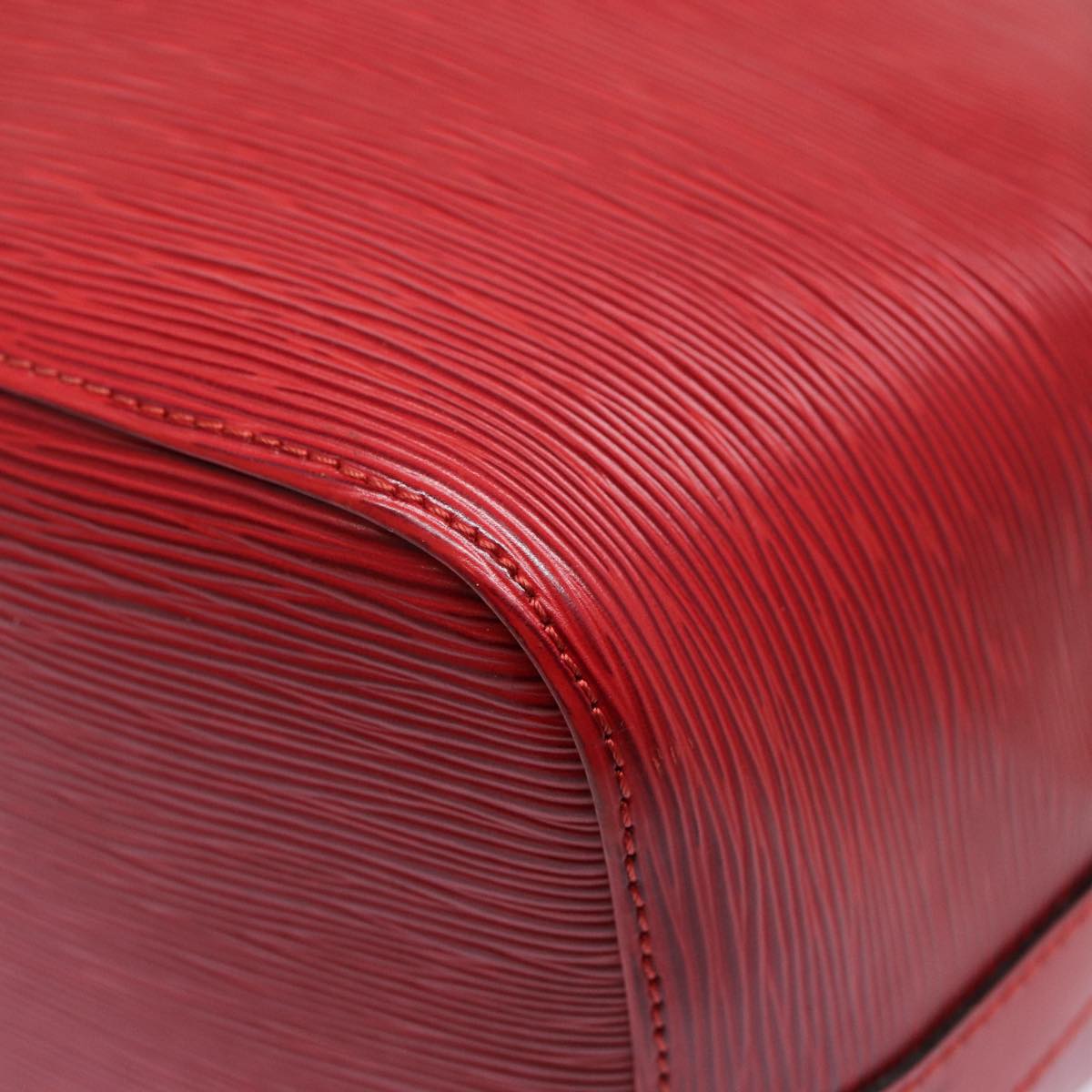 LOUIS VUITTON Epi Petit Noe Shoulder Bag Red M44107 LV ep5550