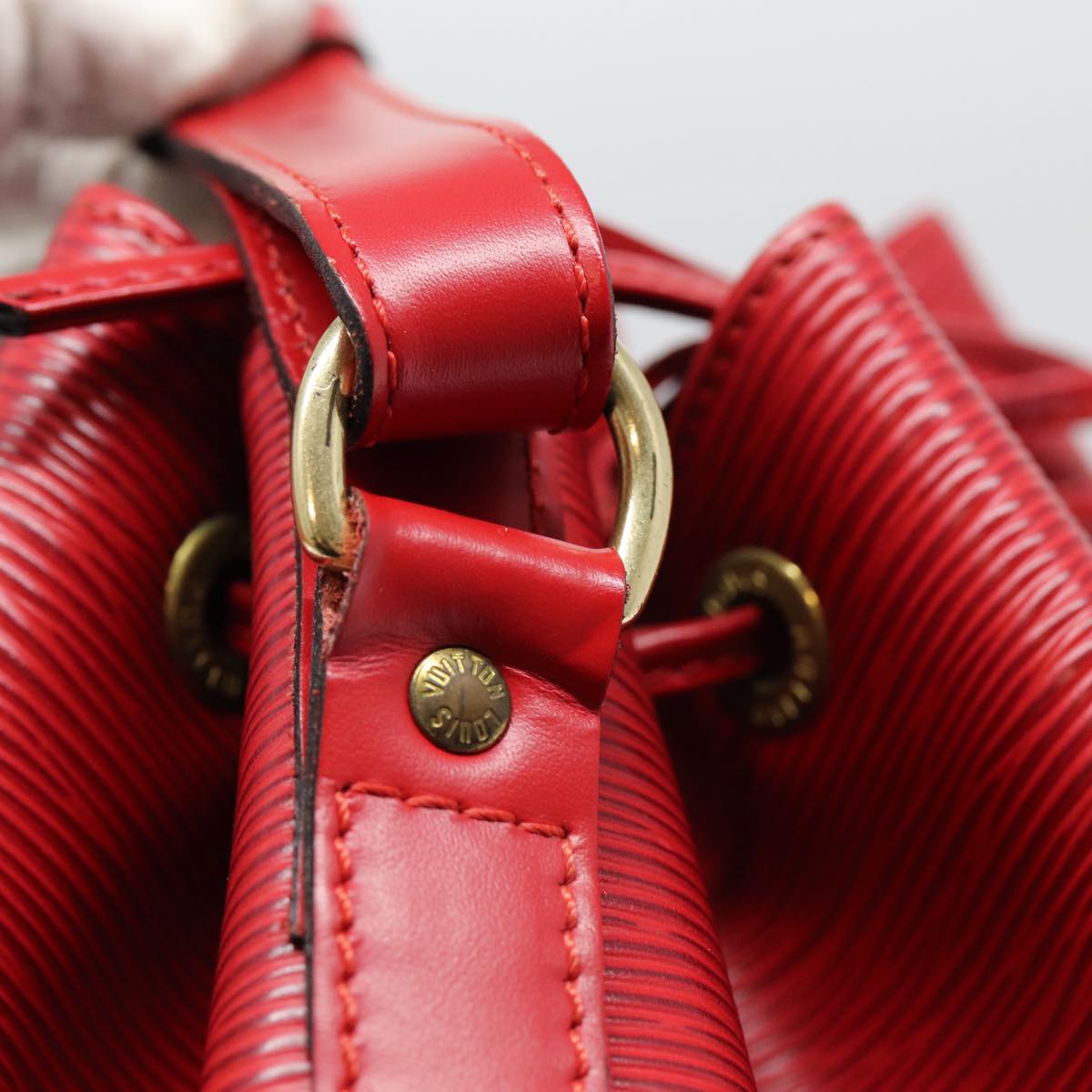 LOUIS VUITTON Epi Petit Noe Shoulder Bag Red M44107 LV ep5550