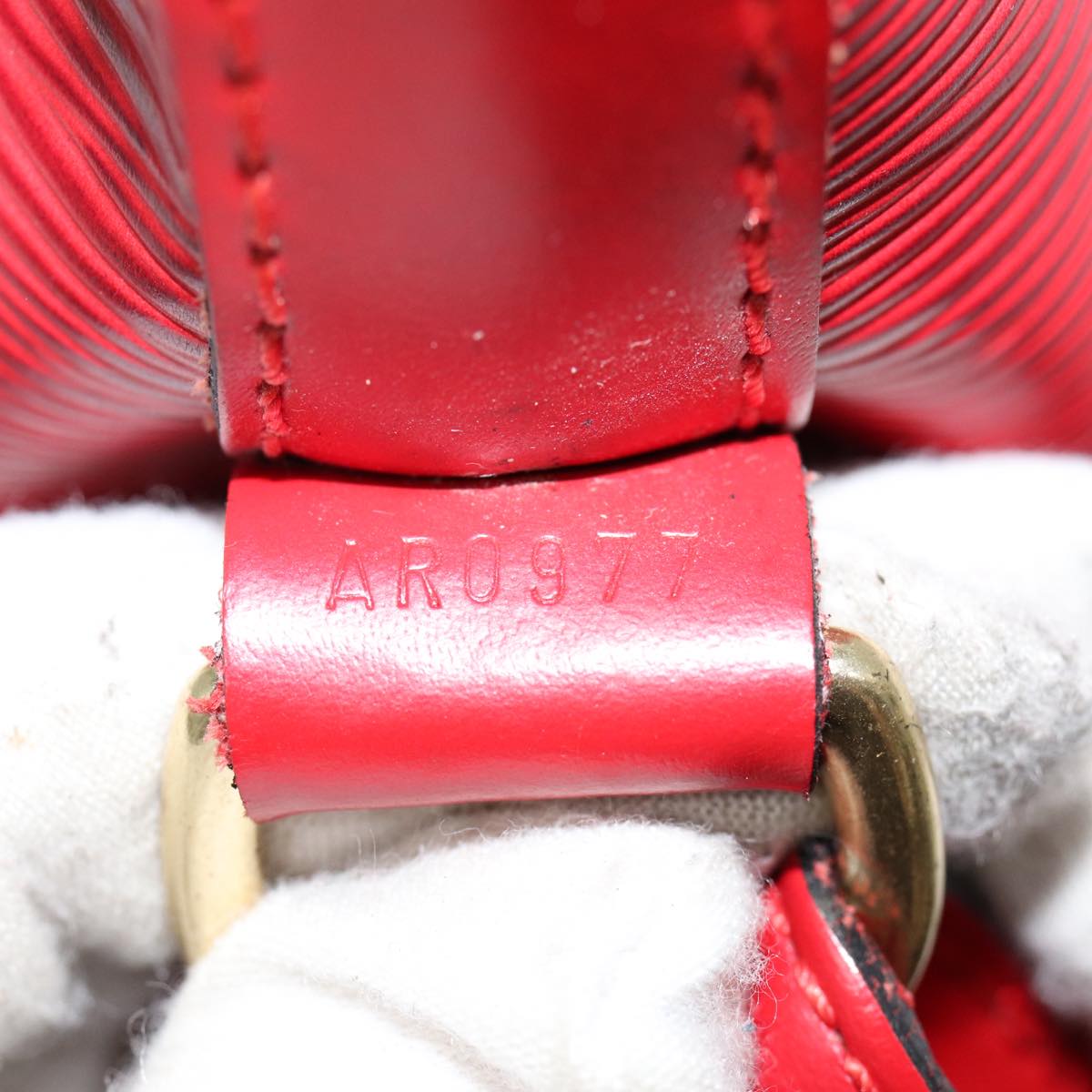 LOUIS VUITTON Epi Petit Noe Shoulder Bag Red M44107 LV ep5550