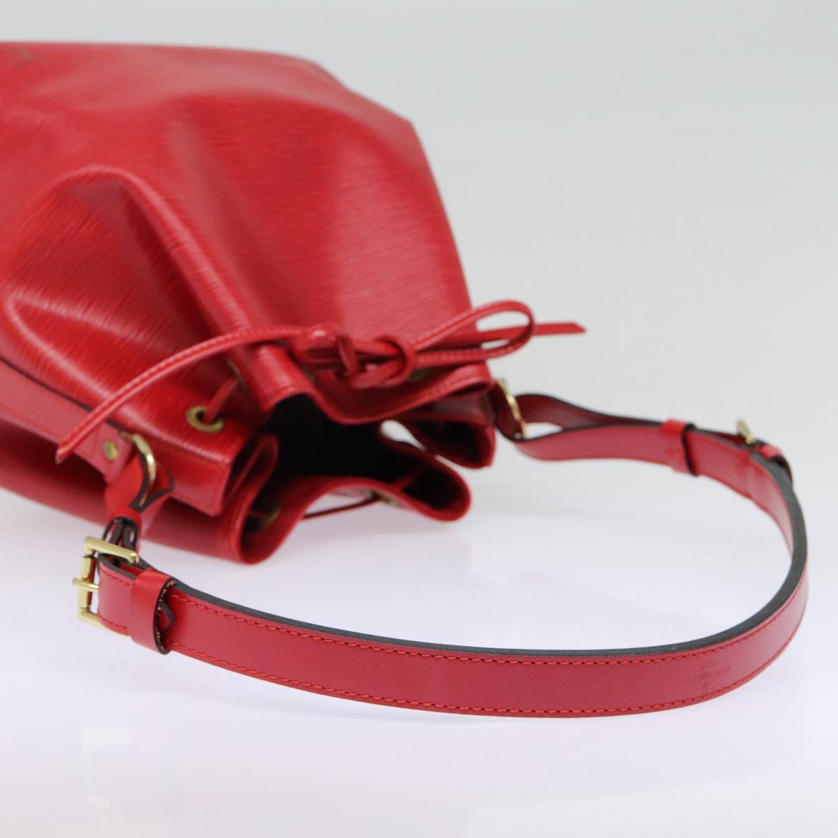 LOUIS VUITTON Epi Petit Noe Shoulder Bag Red M44107 LV ep5550