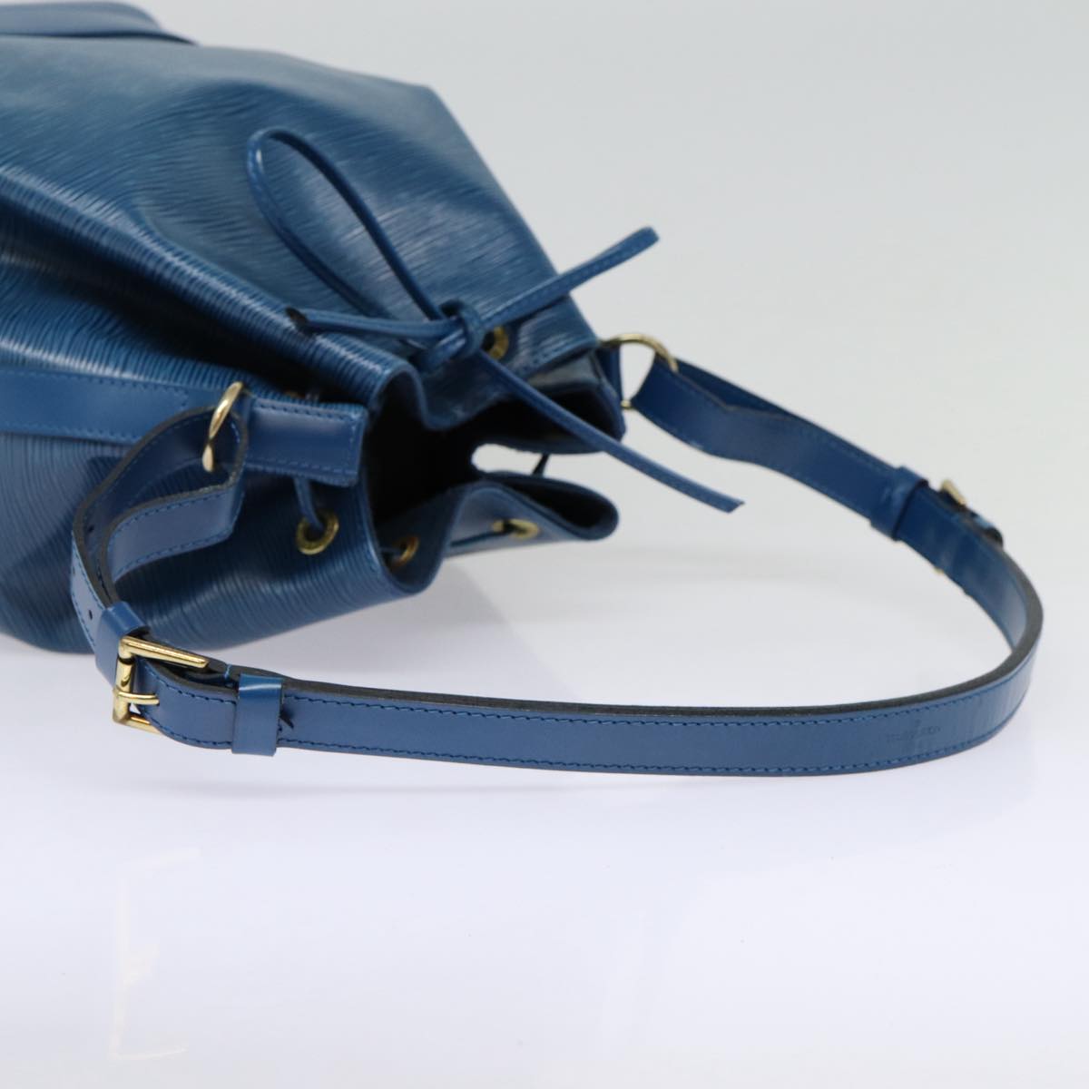 LOUIS VUITTON Epi Noe Shoulder Bag Toledo Blue M44005 LV ep5558