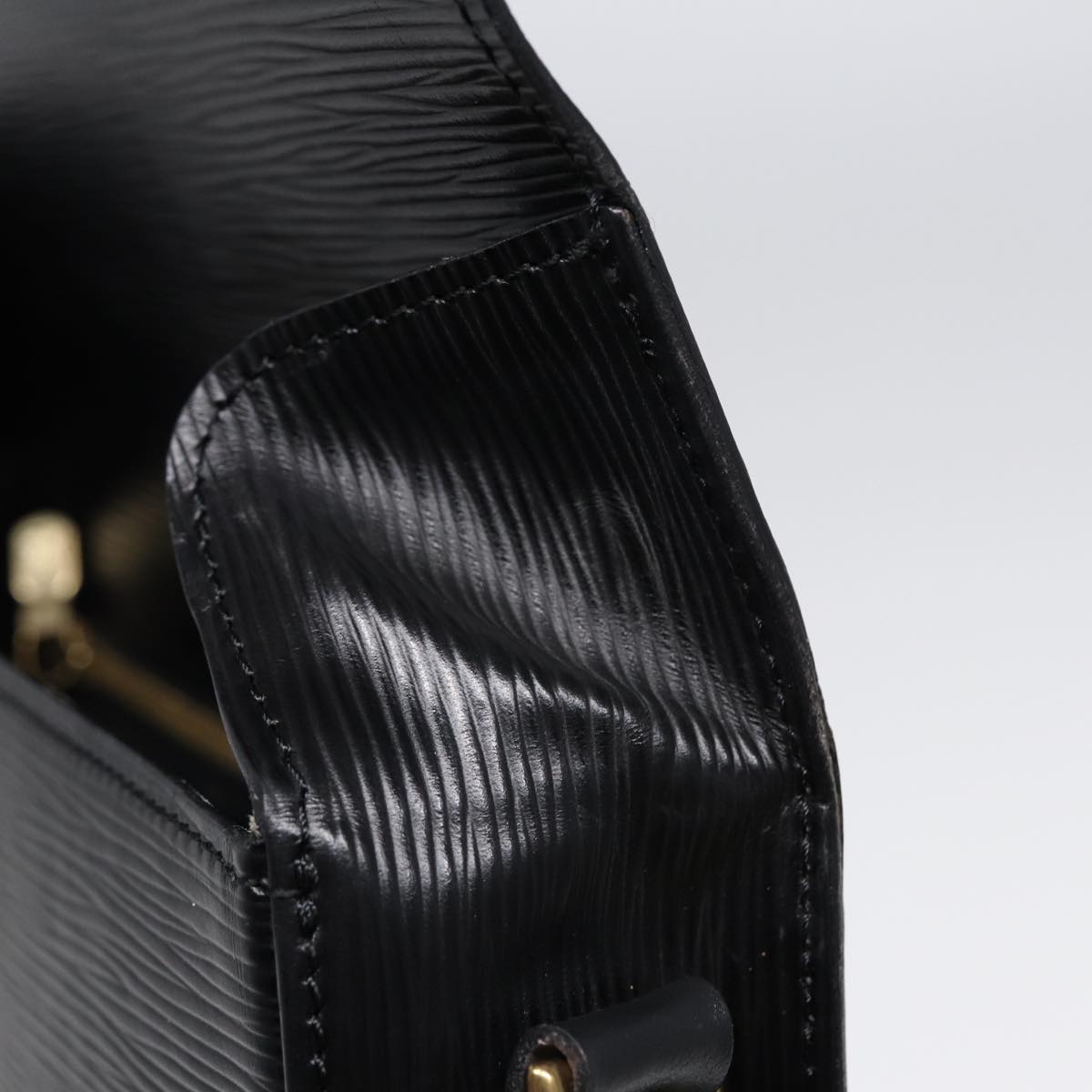 LOUIS VUITTON Epi Saint Cloud GM Shoulder Bag Black Noir M52192 LV ep5575