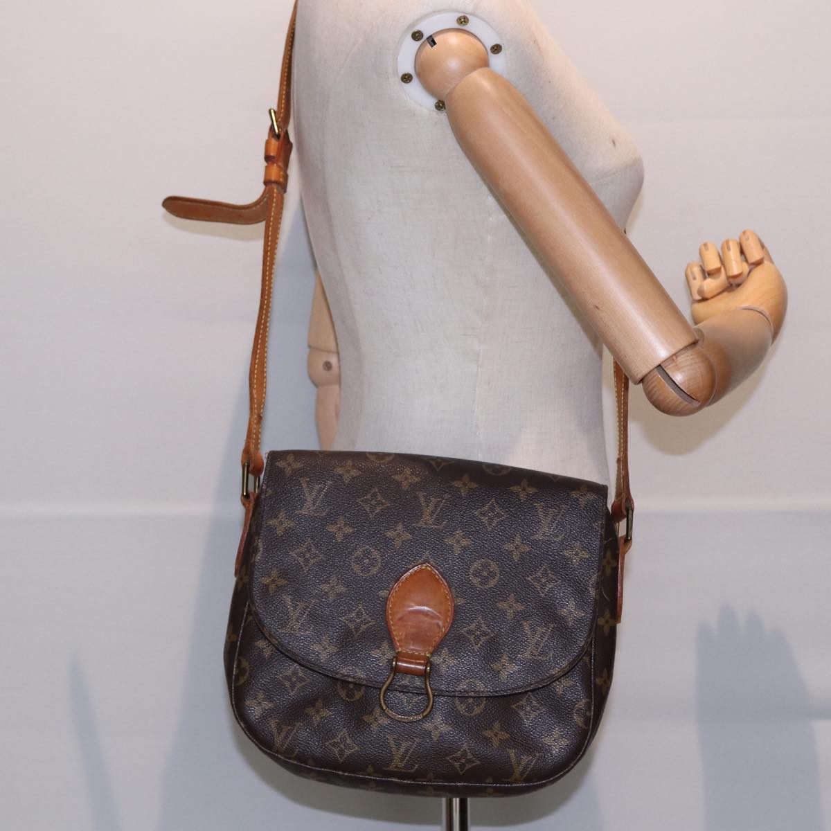 LOUIS VUITTON Monogram Saint Cloud GM Shoulder Bag M51242 LV ep5612