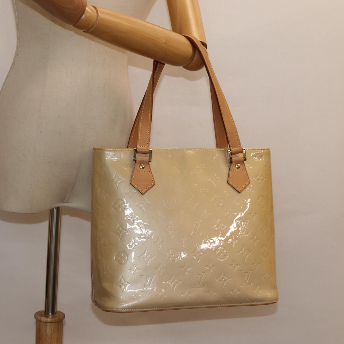 LOUIS VUITTON Monogram Vernis Houston Hand Bag Beige M91004 LV ep5657