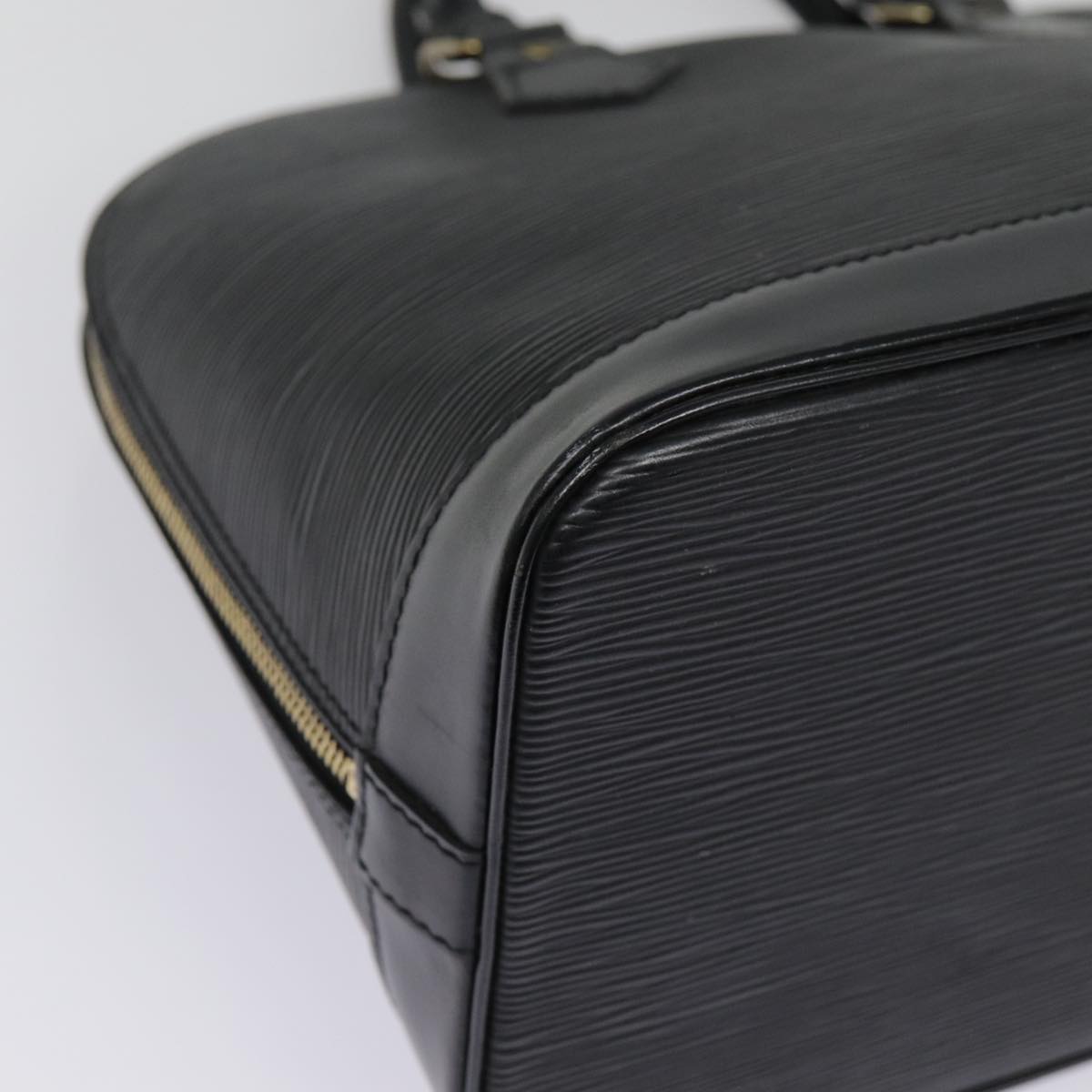 LOUIS VUITTON Epi Alma Hand Bag Black M52142 LV ep5664