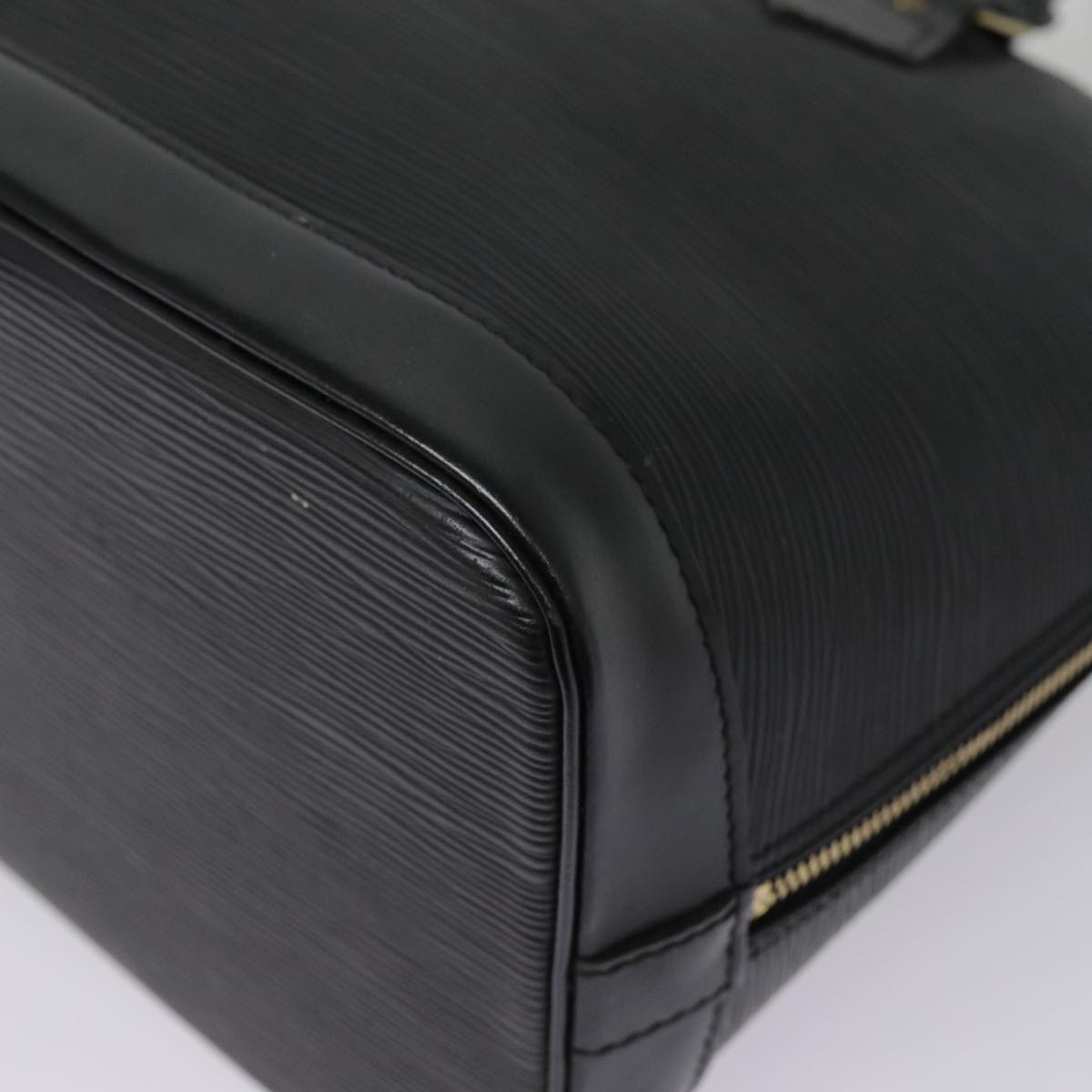 LOUIS VUITTON Epi Alma Hand Bag Black M52142 LV ep5664