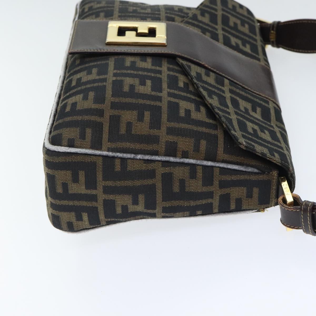 Luxury Fendi Zucca Canvas Shoulder Bag Brown Black Goldep5919