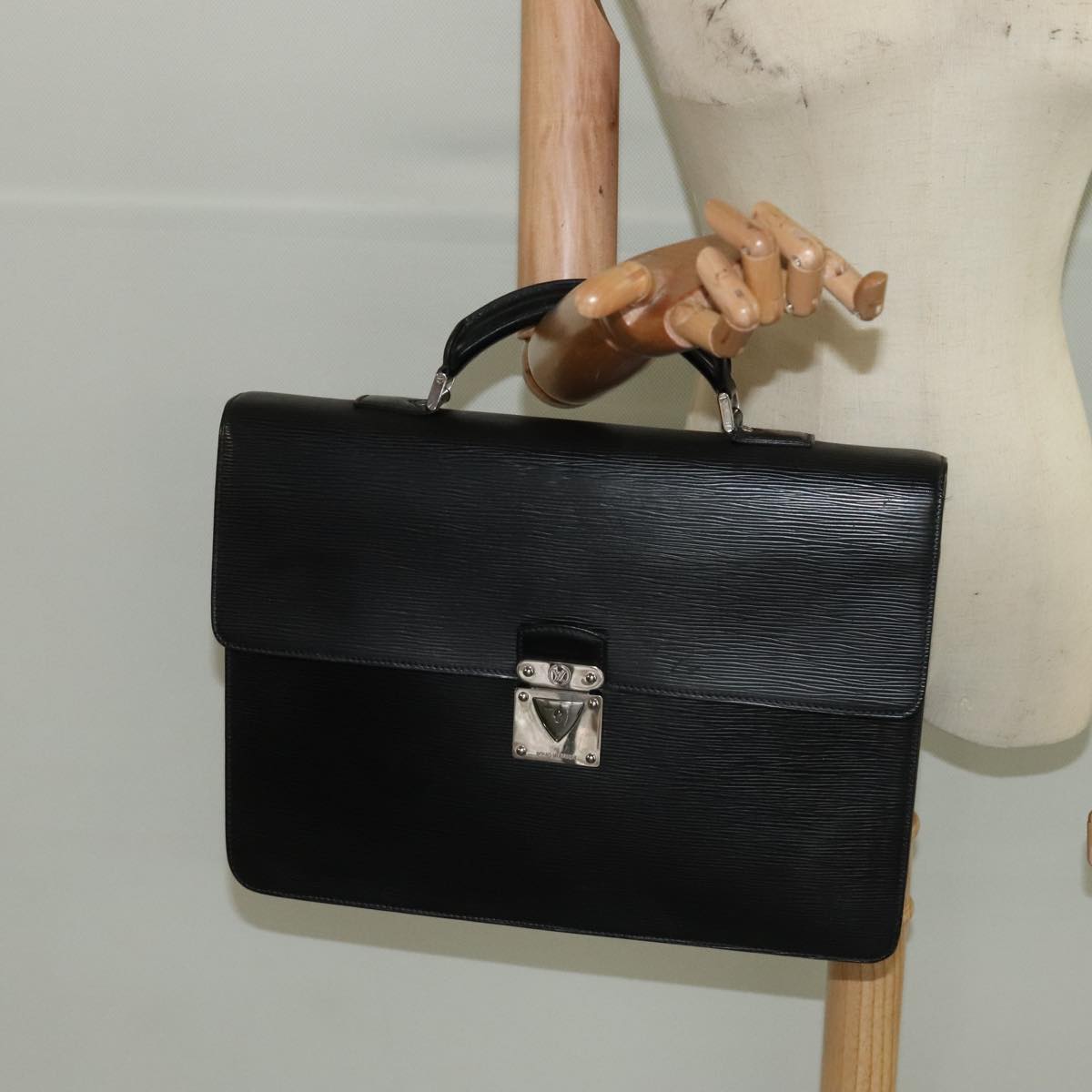 LOUIS VUITTON Epi Laguito Business Bag Noir M54552 LV ep6070
