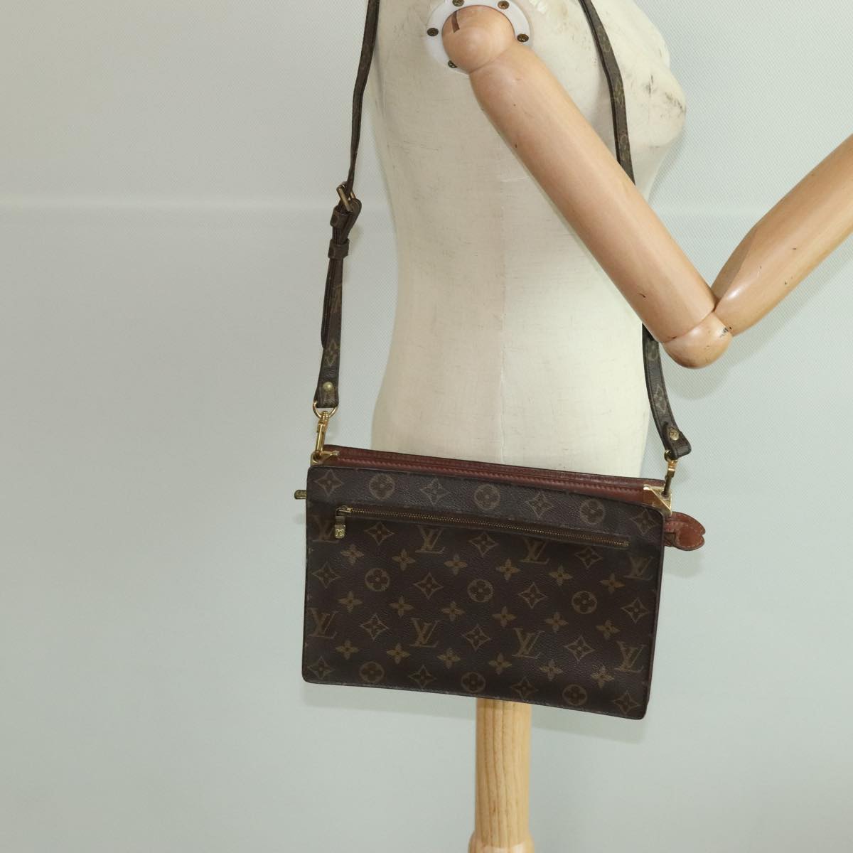 LOUIS VUITTON Monogram Angian Shoulder Bag M51205 LV ep6094