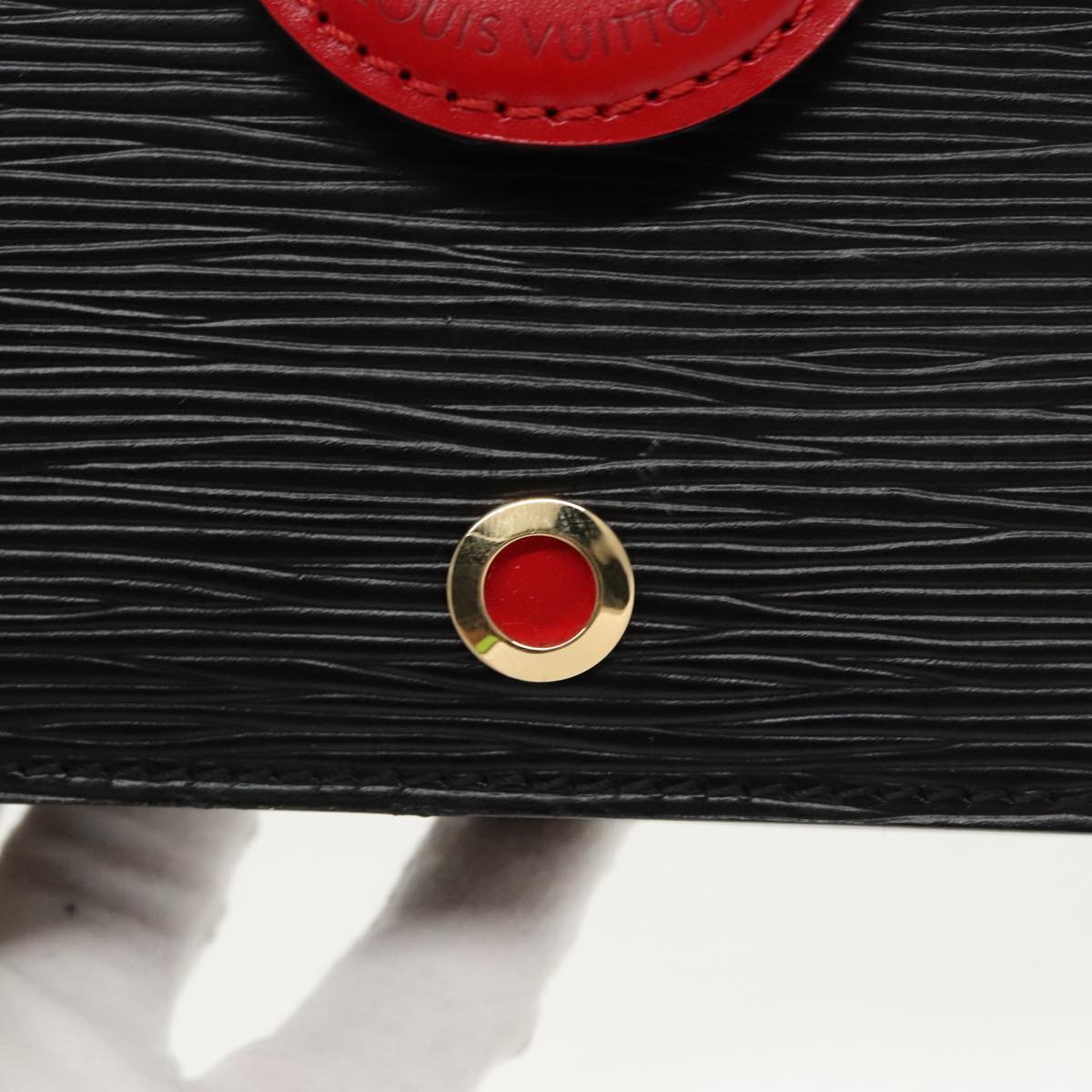 LOUIS VUITTON Epi Hublot Shoulder Bag Black Red M52557 LV ep6141