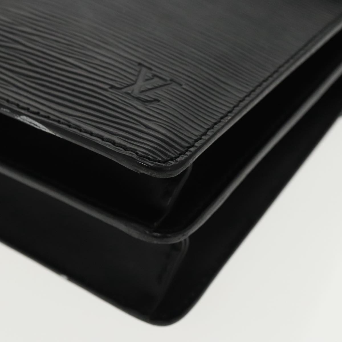 LOUIS VUITTON Epi Biface Clutch Bag Black M52322 LV ep6245
