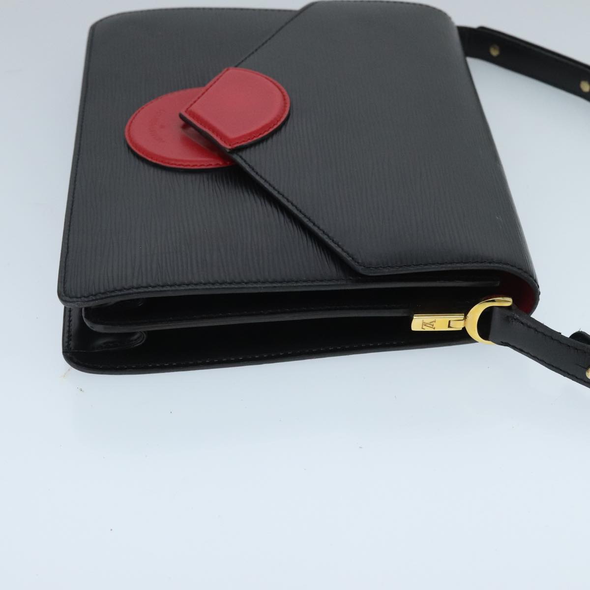 LOUIS VUITTON Epi Osh Shoulder Bag Black Red M52444 LV ep6386