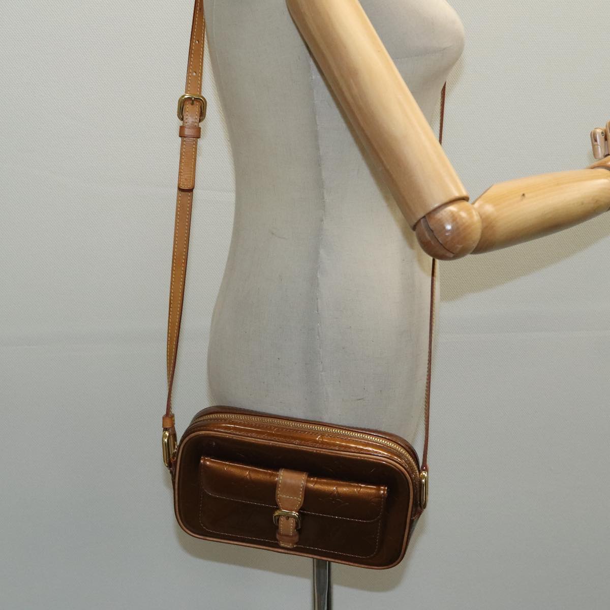 LOUIS VUITTON Monogram Vernis Christy MM Shoulder Bag Bronze M91109 ep6394