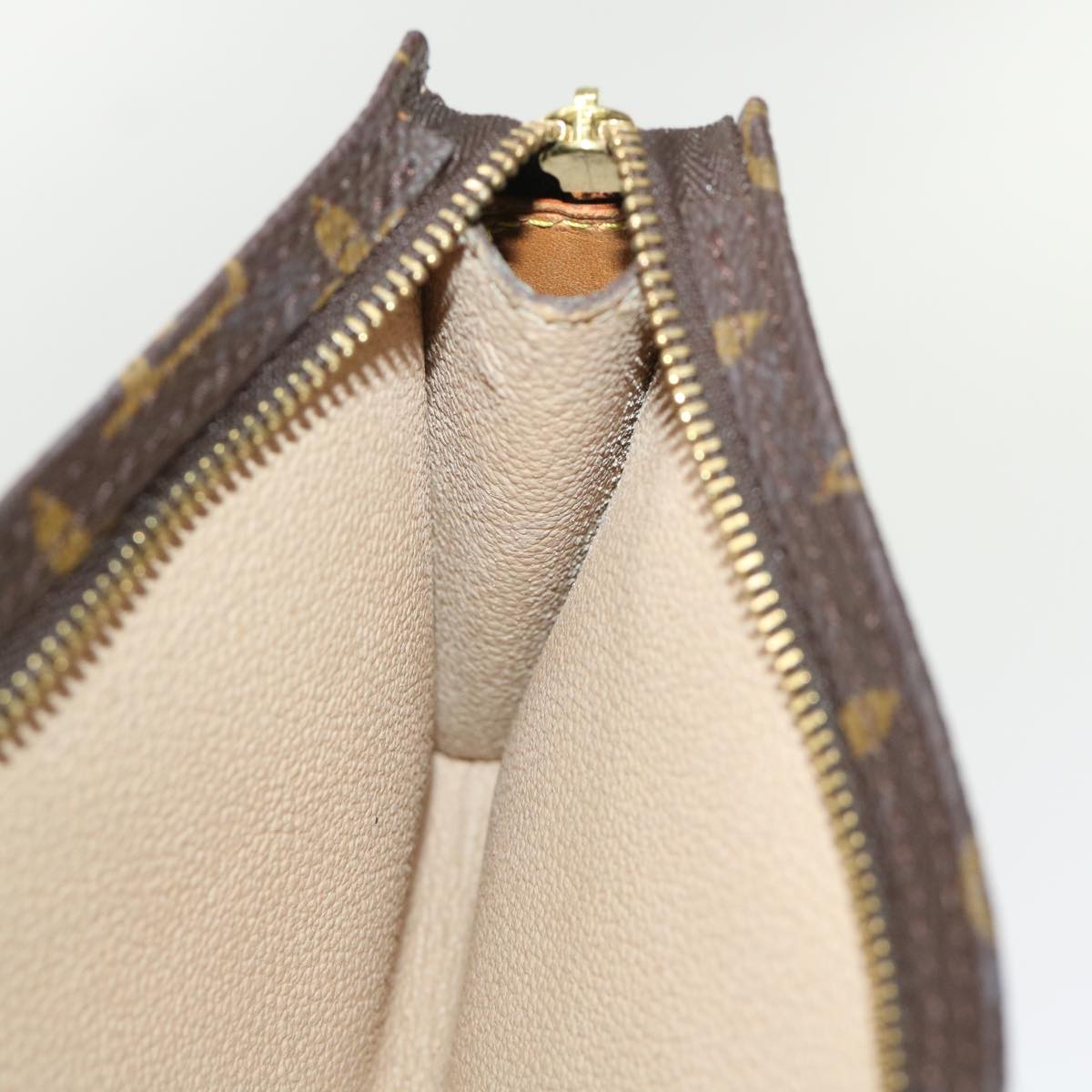 LOUIS VUITTON Monogram Bucket PM Pouch Accessory Pouch LV ep929