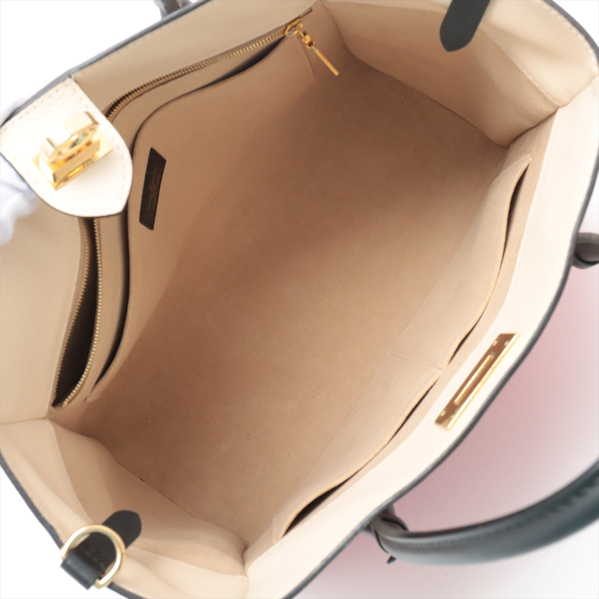 Louis Vuitton  On  Side MM M53824