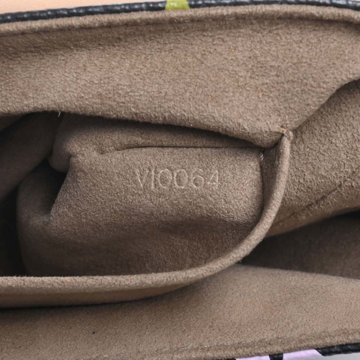 Louis Vuitton Sologne  Canvas Shoulder Bag ()