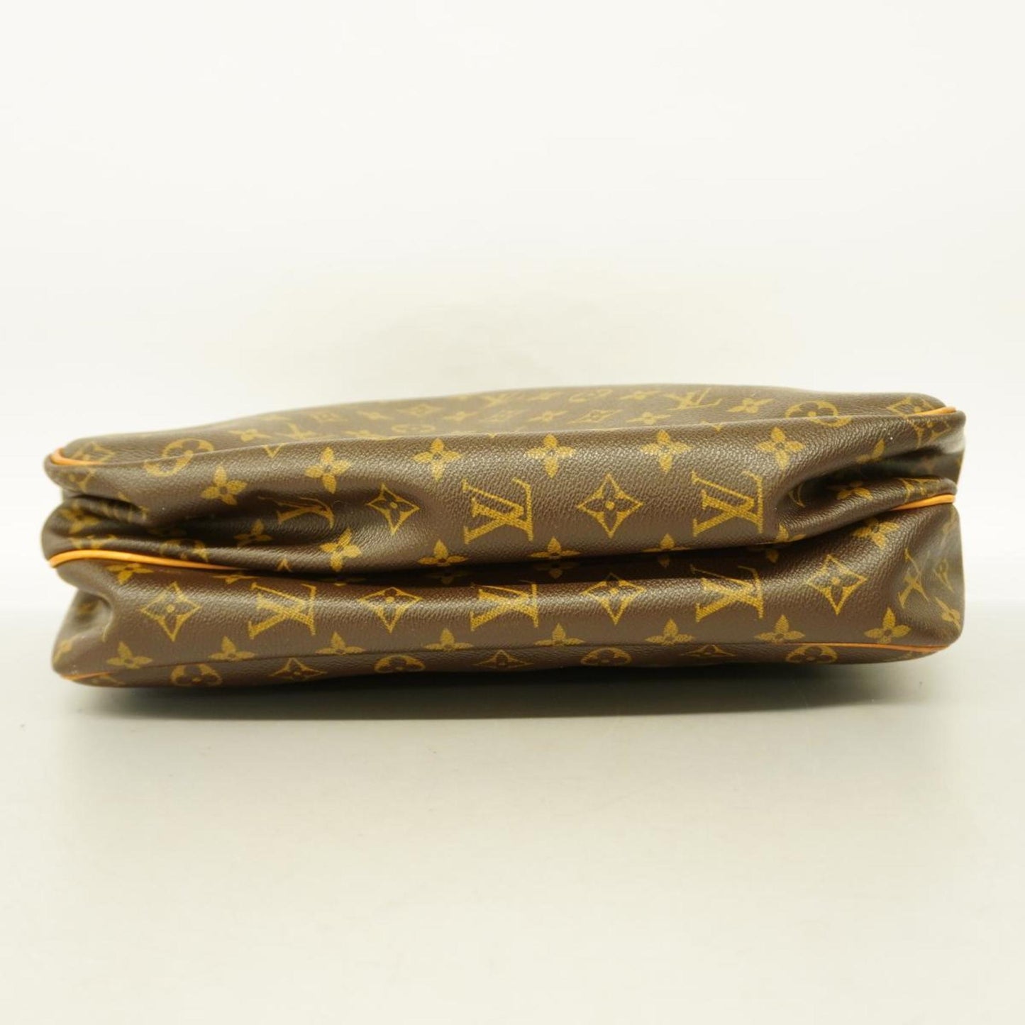 Louis Vuitton  Canvas Shoulder Bag ()