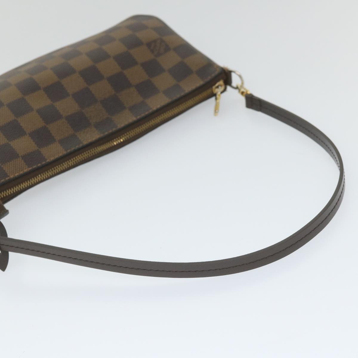 Louis Vuitton Pochette Accessoire  Canvas Clutch Bag ()