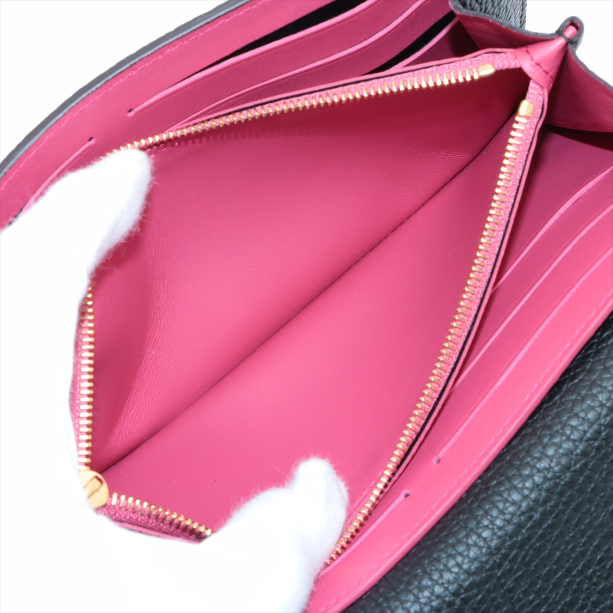 Louis Vuitton  Portfolio Capsine M61248 Noneir  Hot Pink Long  Reaction Wallet