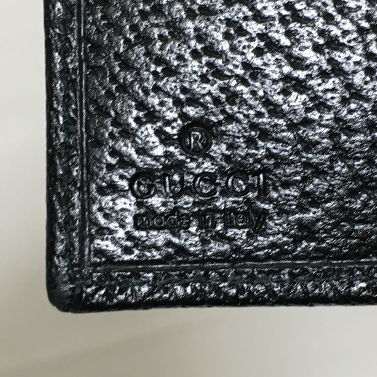 Gucci  Leather Wallet  ()
