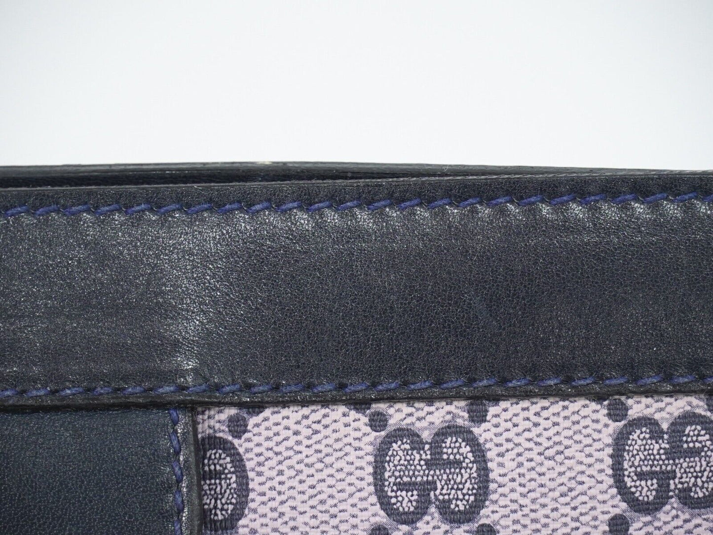 Gucci Gg Supreme  Canvas Clutch Bag ()